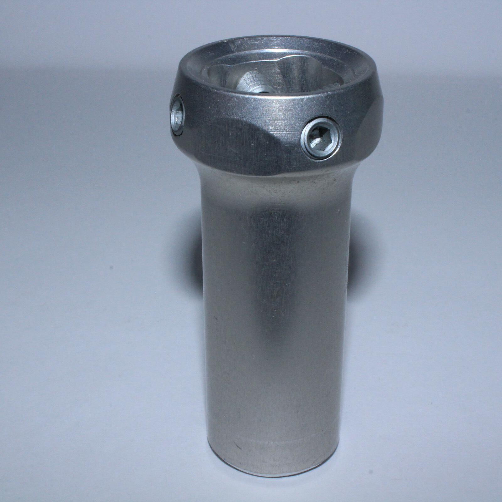 OSSUR A-442100 PROSTHETIC SHORT FEMALE SINGLE ADAPTER – 90mm 3.5″ Aluminum