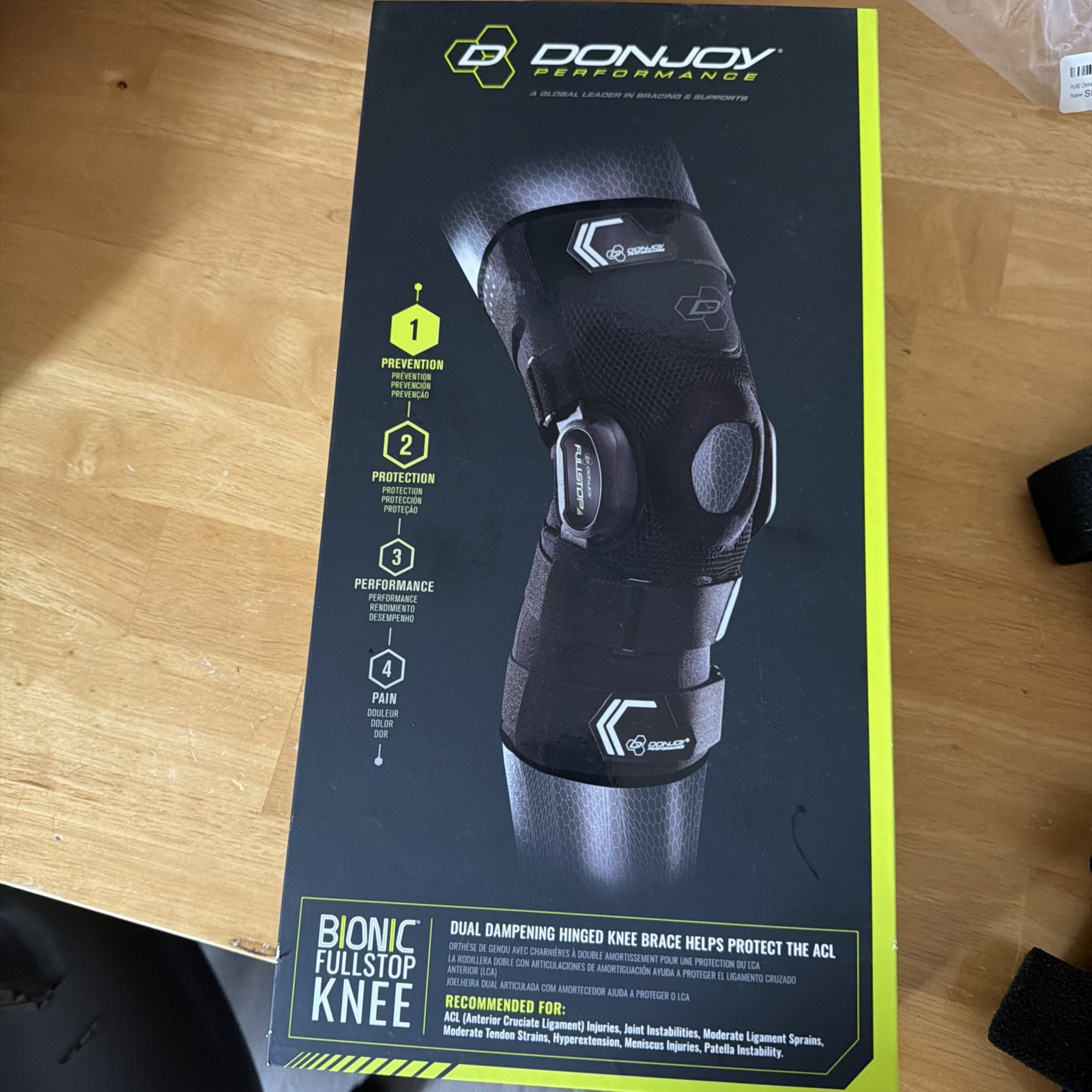 UVG DonJoy Bionic FullStop Knee Brace Performance Support Medium Black*