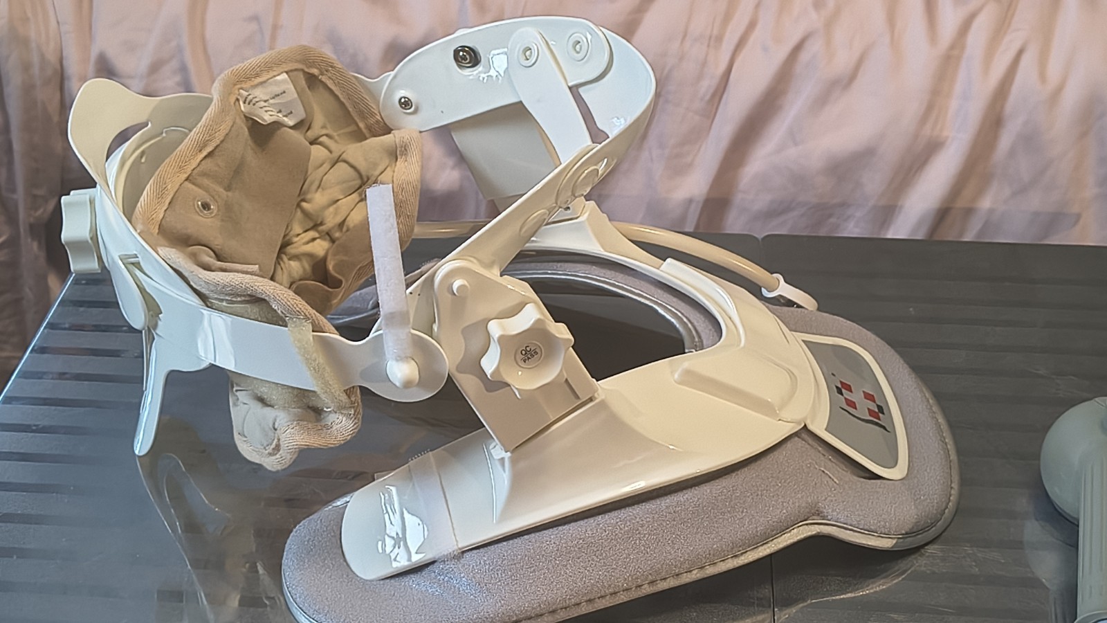 Makemate Neck Traction Device with 3 Power Traction + Airbag Support -NT300