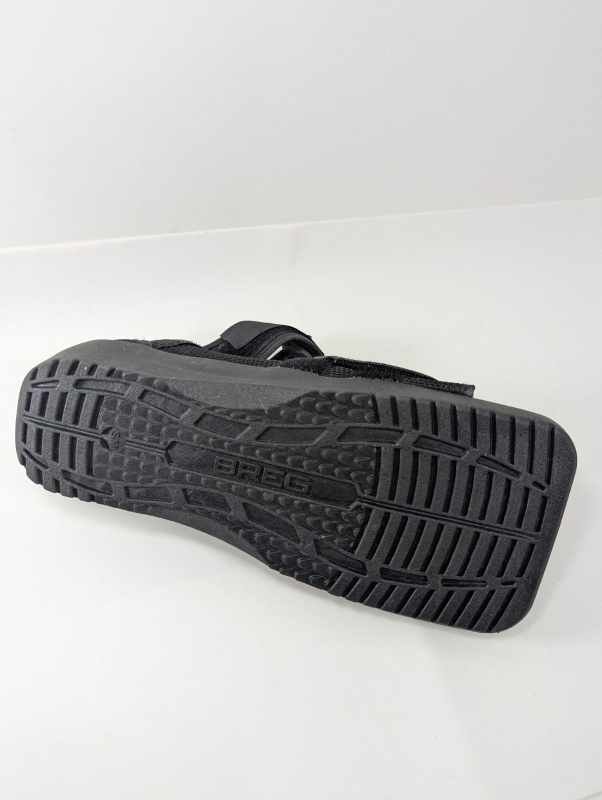 BREG Walking Shoe Square Toe Post Op Size Small 10.5″ Black Hook Loop NWOT