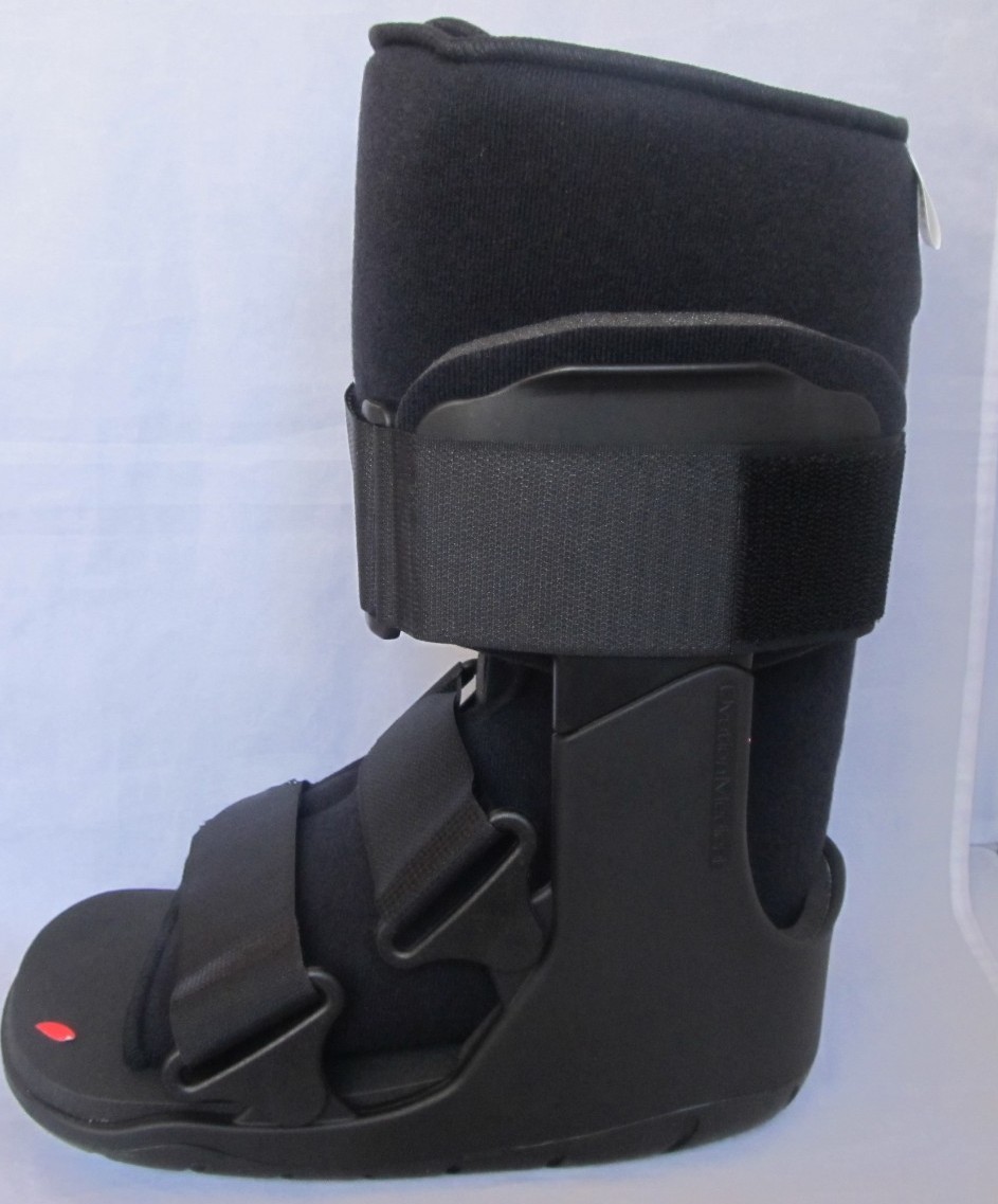 Ovation Medical Standard Short Walker Size X-Small Black Foot Brace New!