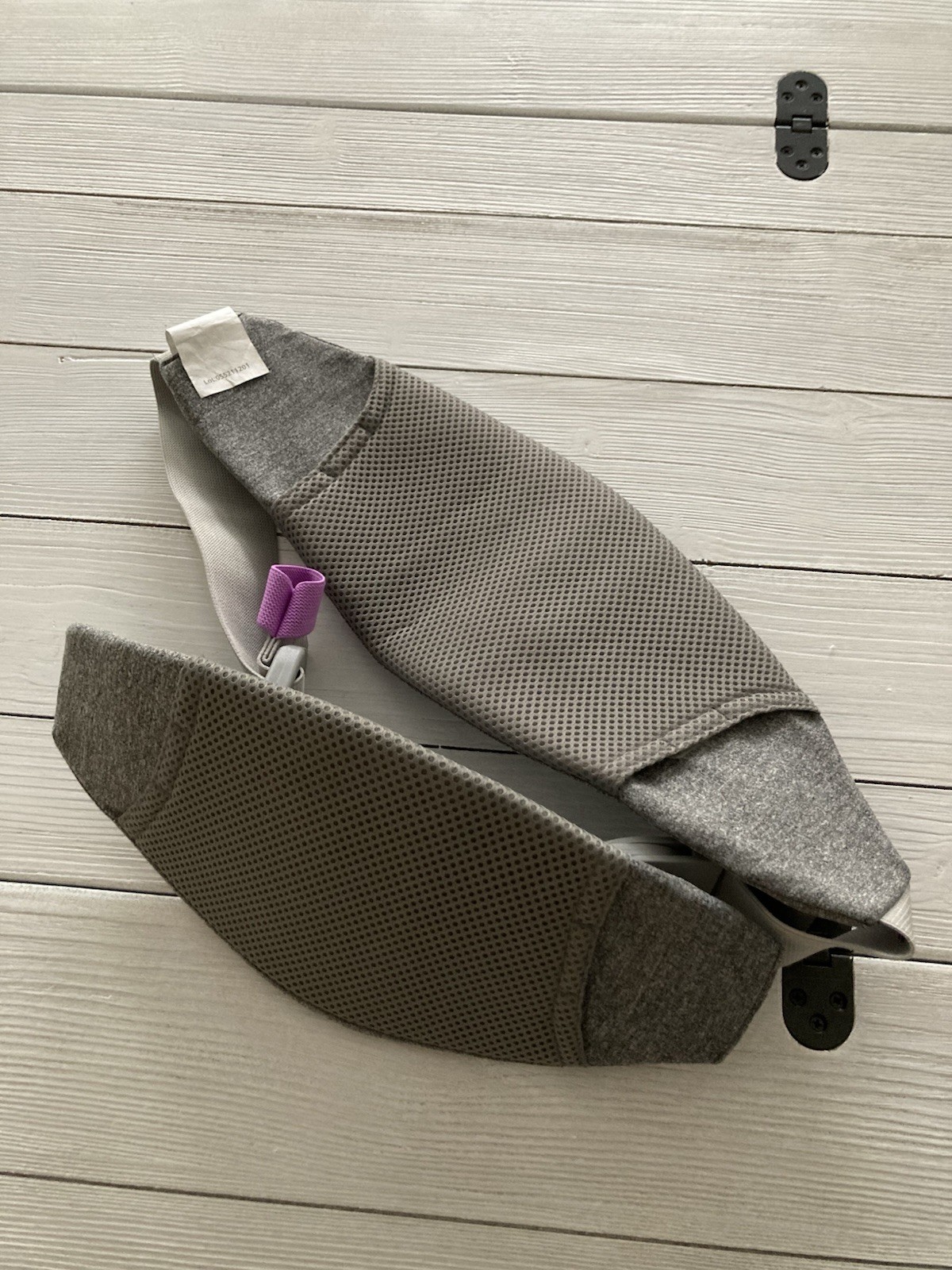 Ergobaby Adjustable Back Support Brace Belt, Size S, Gray/Purple