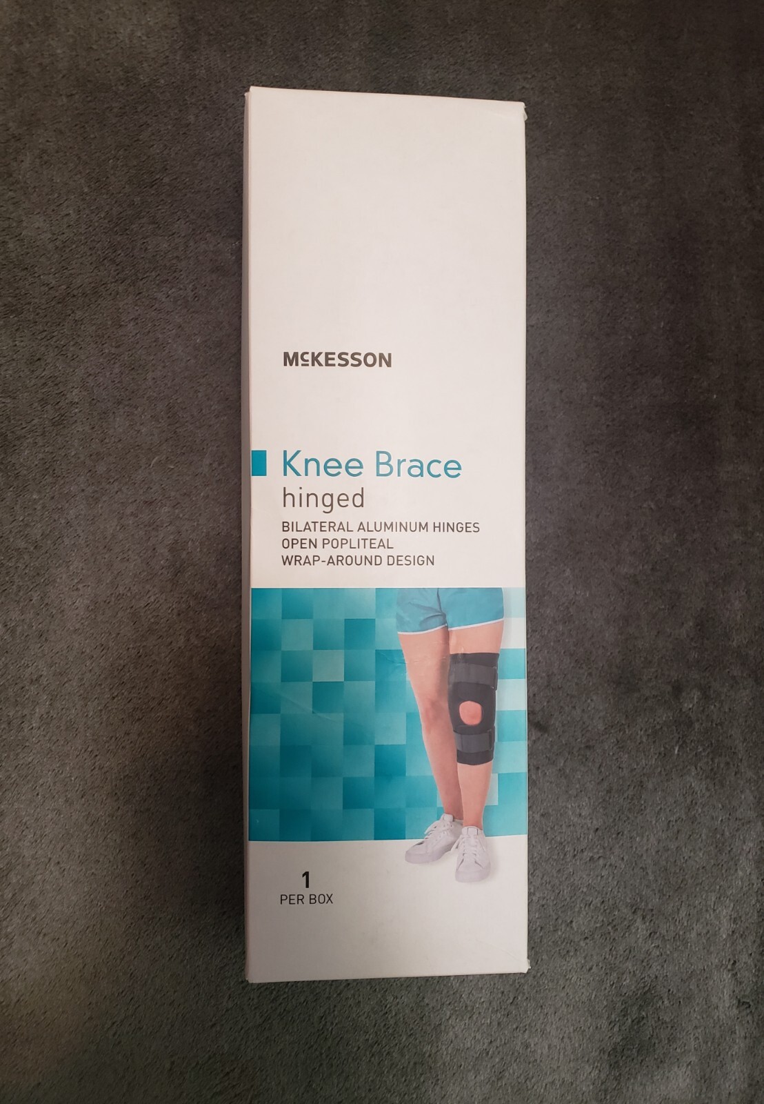 McKesson Hinged Knee Brace, Medium (NEW)