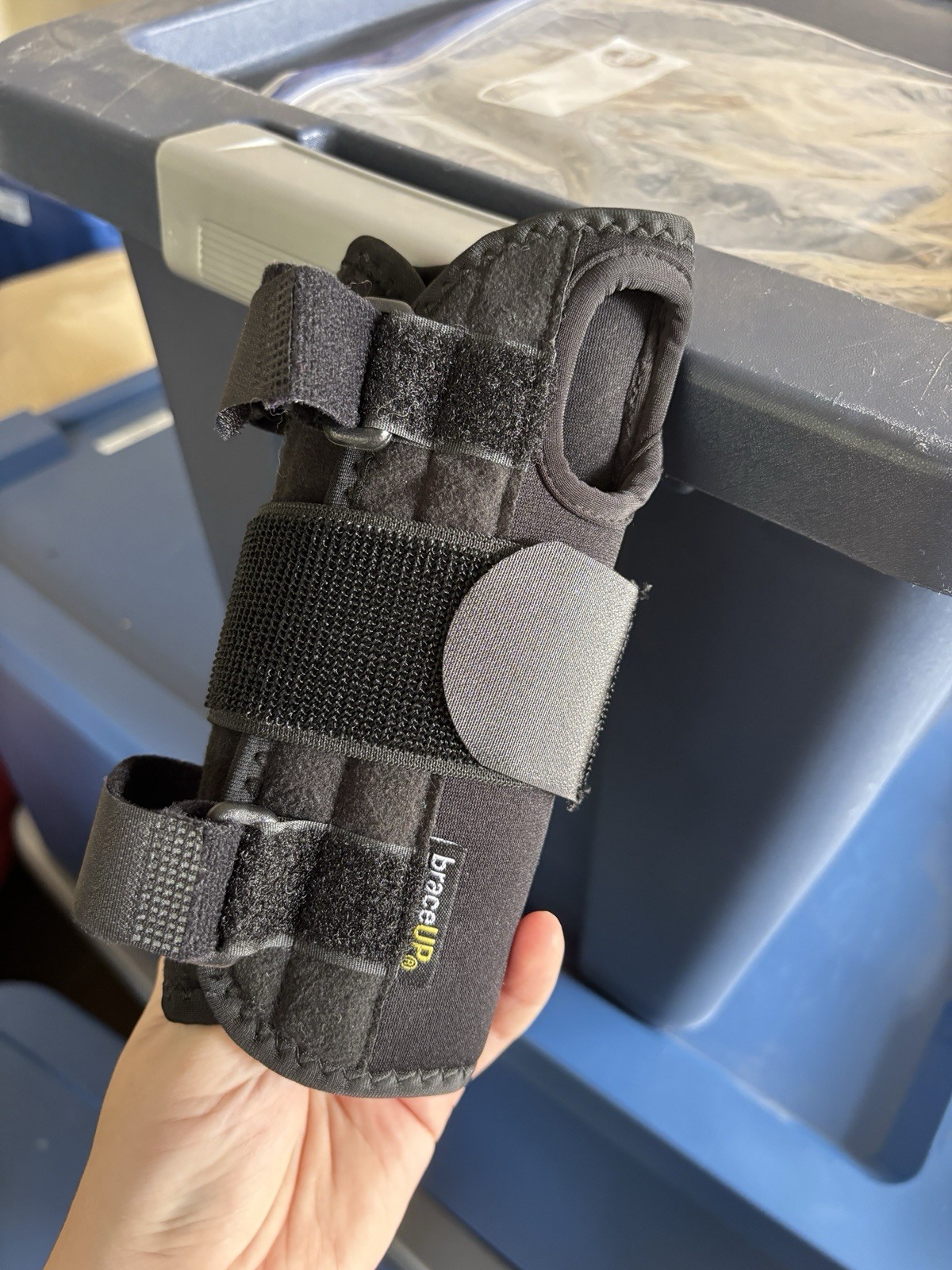 Futuro Deluxe Wrist Stabilizer Left Hand Small Medium Adjustible Carpal Tunnel