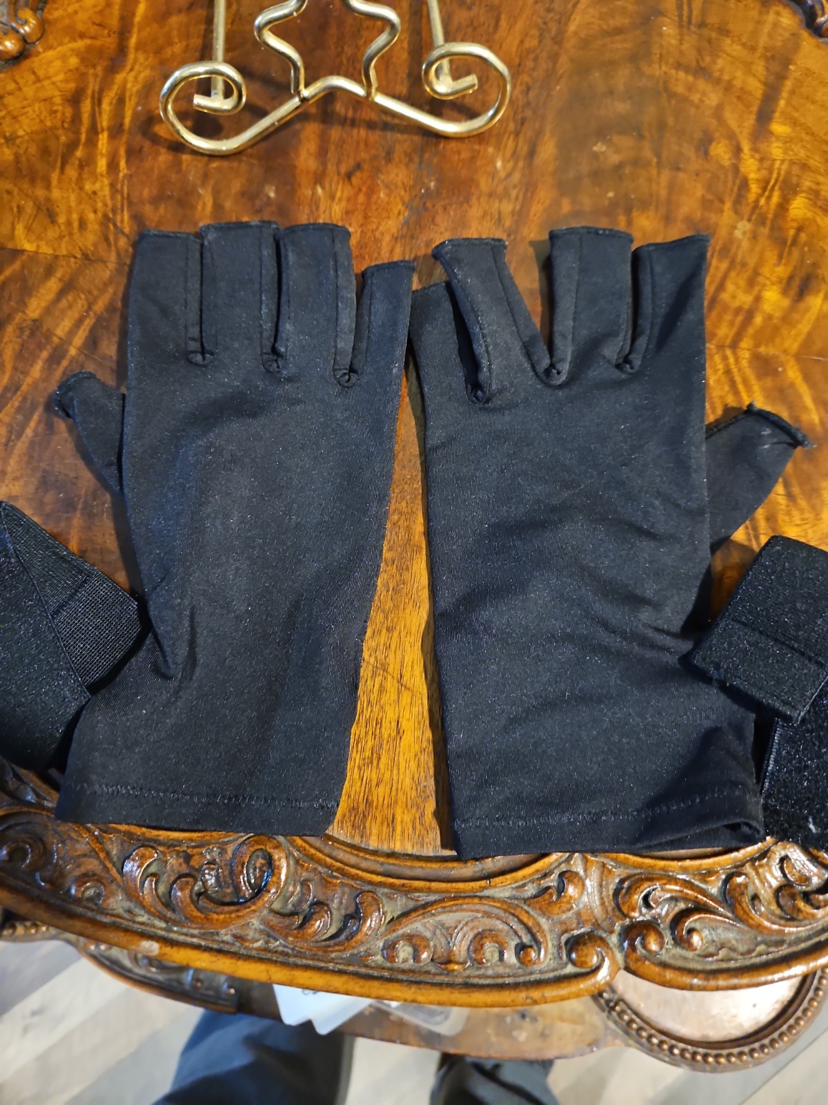 Hand/Lower Back Supportive Brace