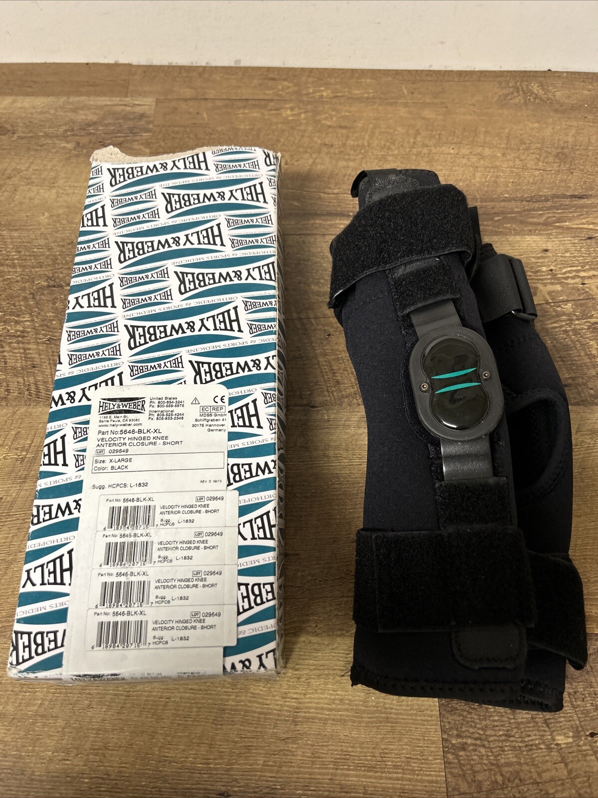 Hely & Weber Knapp Hinged Knee Brace Anterior Closure XL Short Model 5646