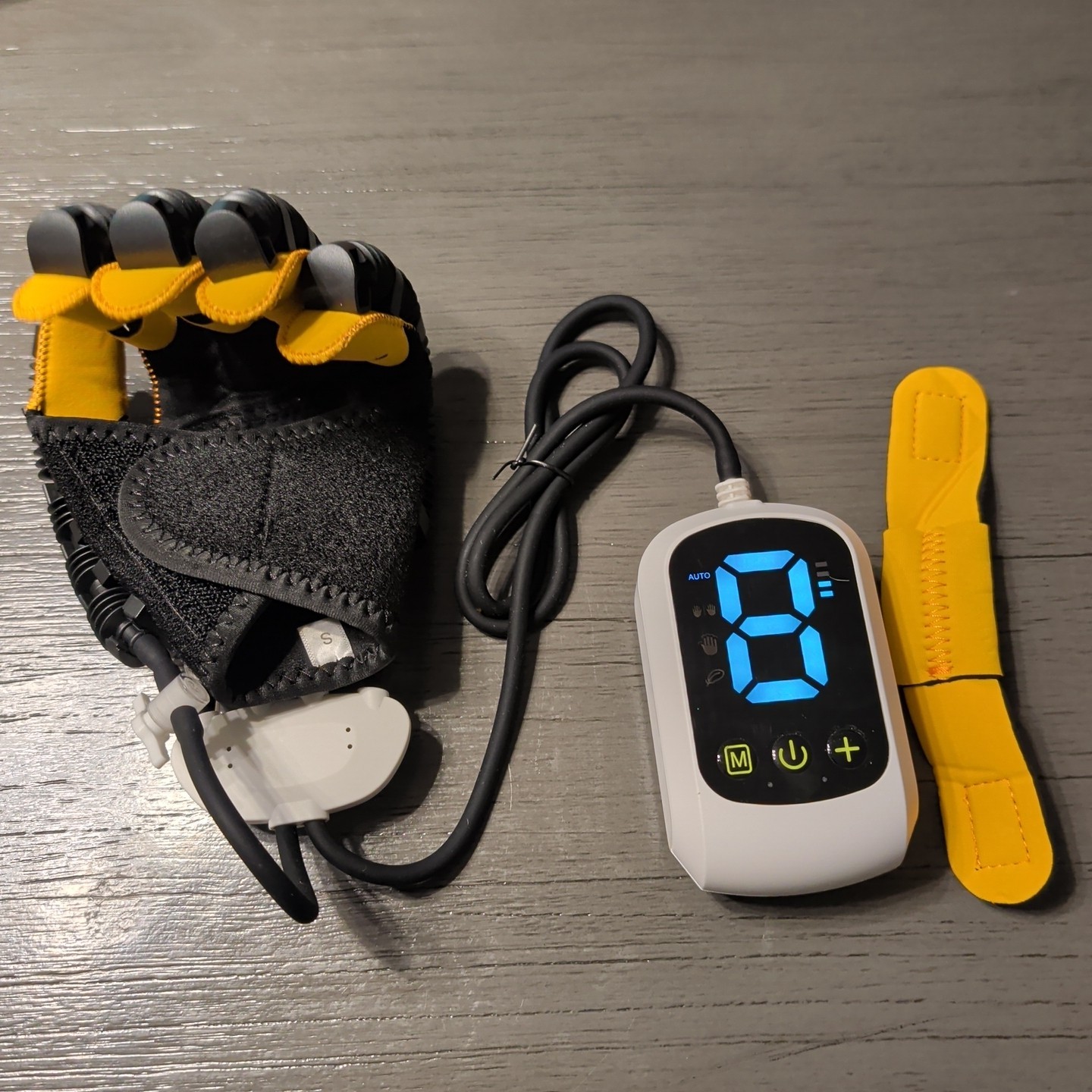 Rehabilitation robot gloves for Stroke Recovery Hand Function Rehabilitation