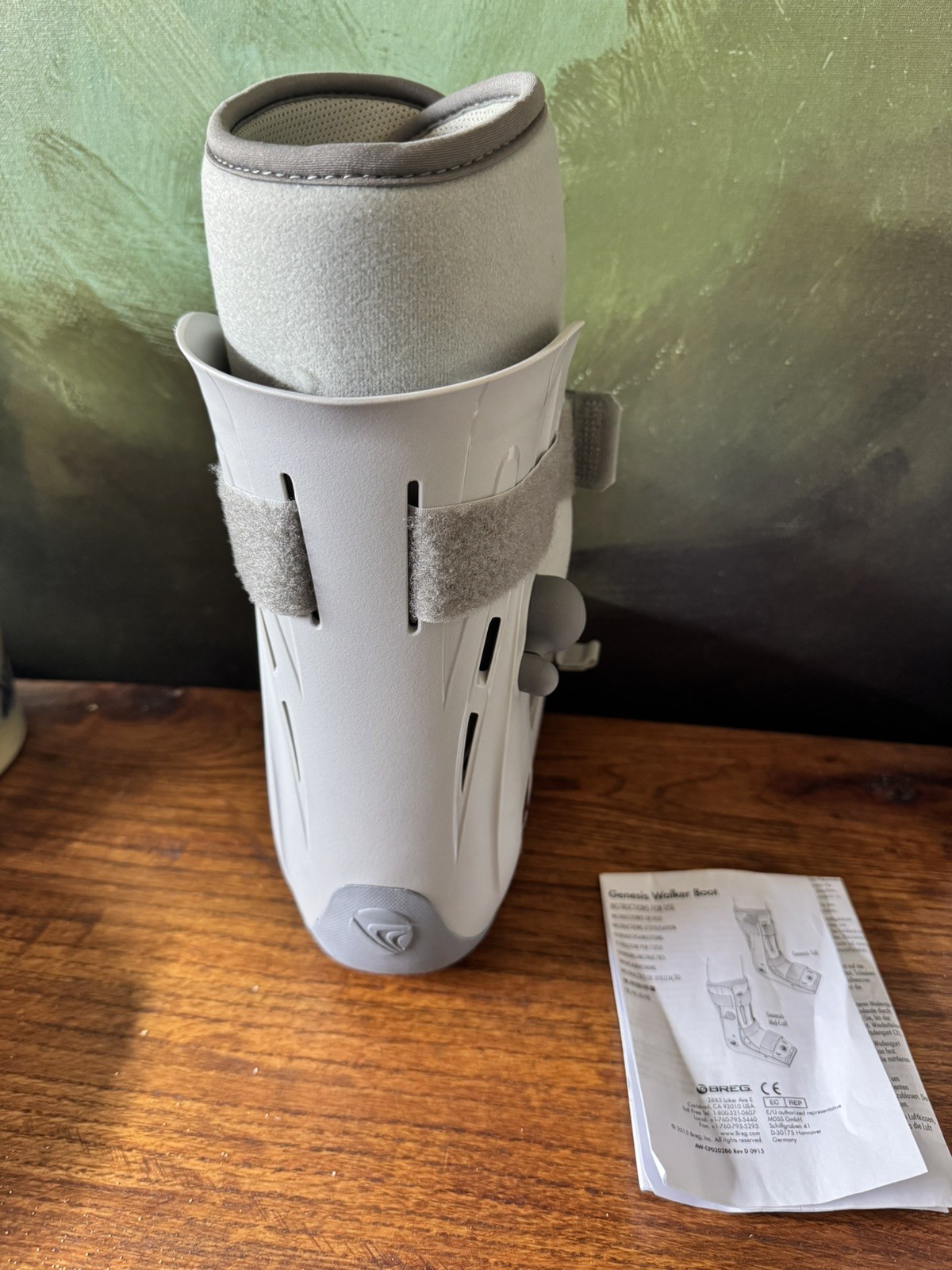 New Breg Genesis Mid-Calf Walker Boot Size Small Pneumatic Air Cast BL525003