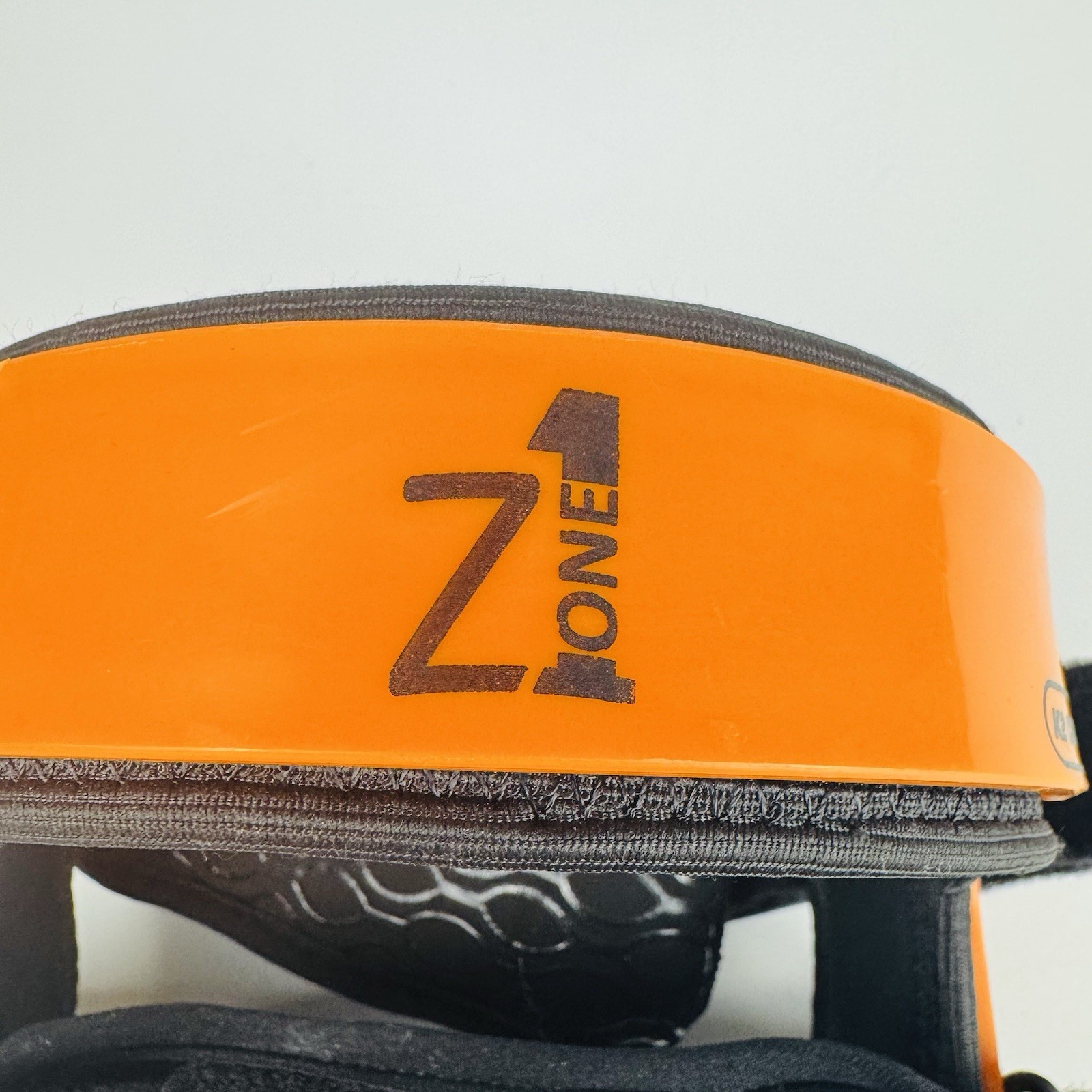 Z1 K2 Knee Brace ACL Ligament Sports Injuries OA & Knee Pain thigh 11, Calf 8