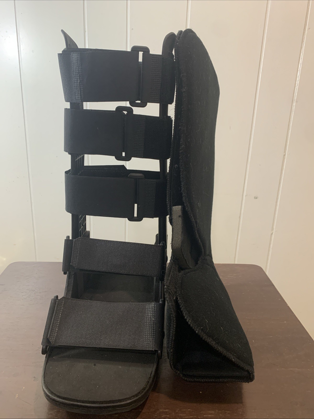 small CE tall foot fracture brace