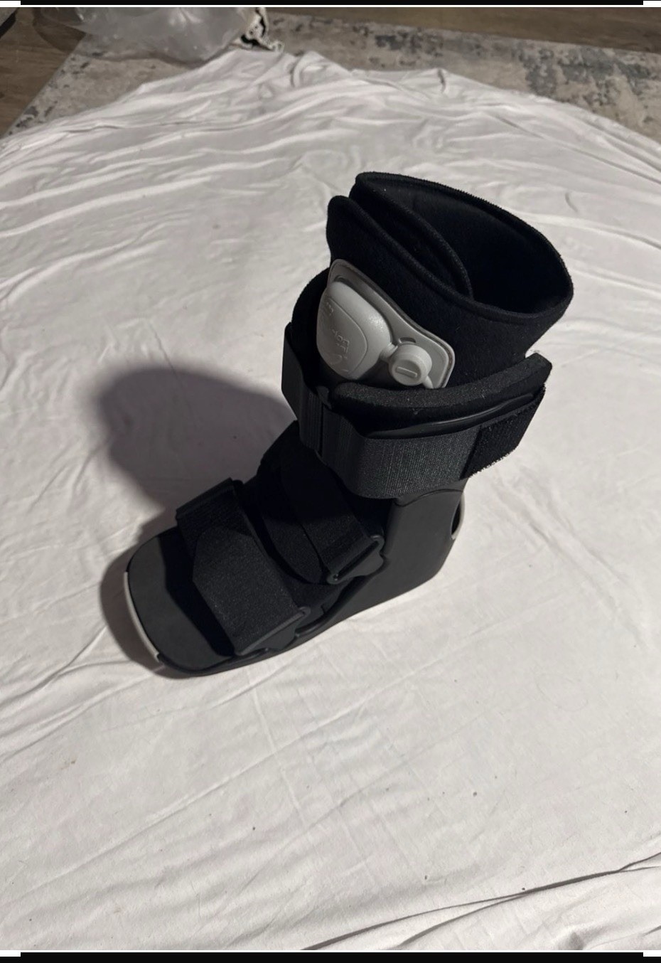 New Ovation Medical Gen 2 Short Walker Boot With Pneumatic Pump Size Small Blk