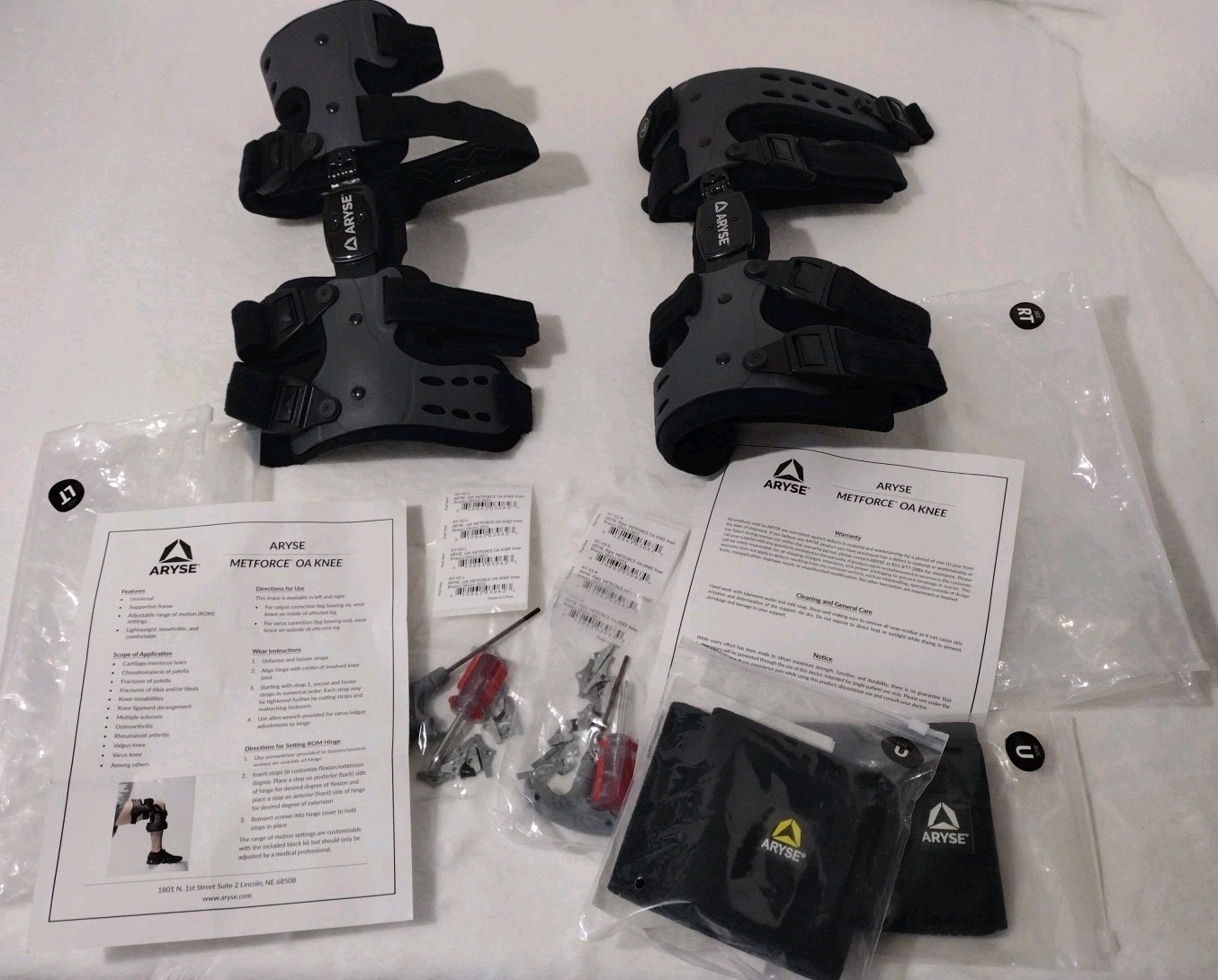 Complete Set 2 Aryse Metforce OA Knee Braces Right & Left and 2 Aryse Alphawraps