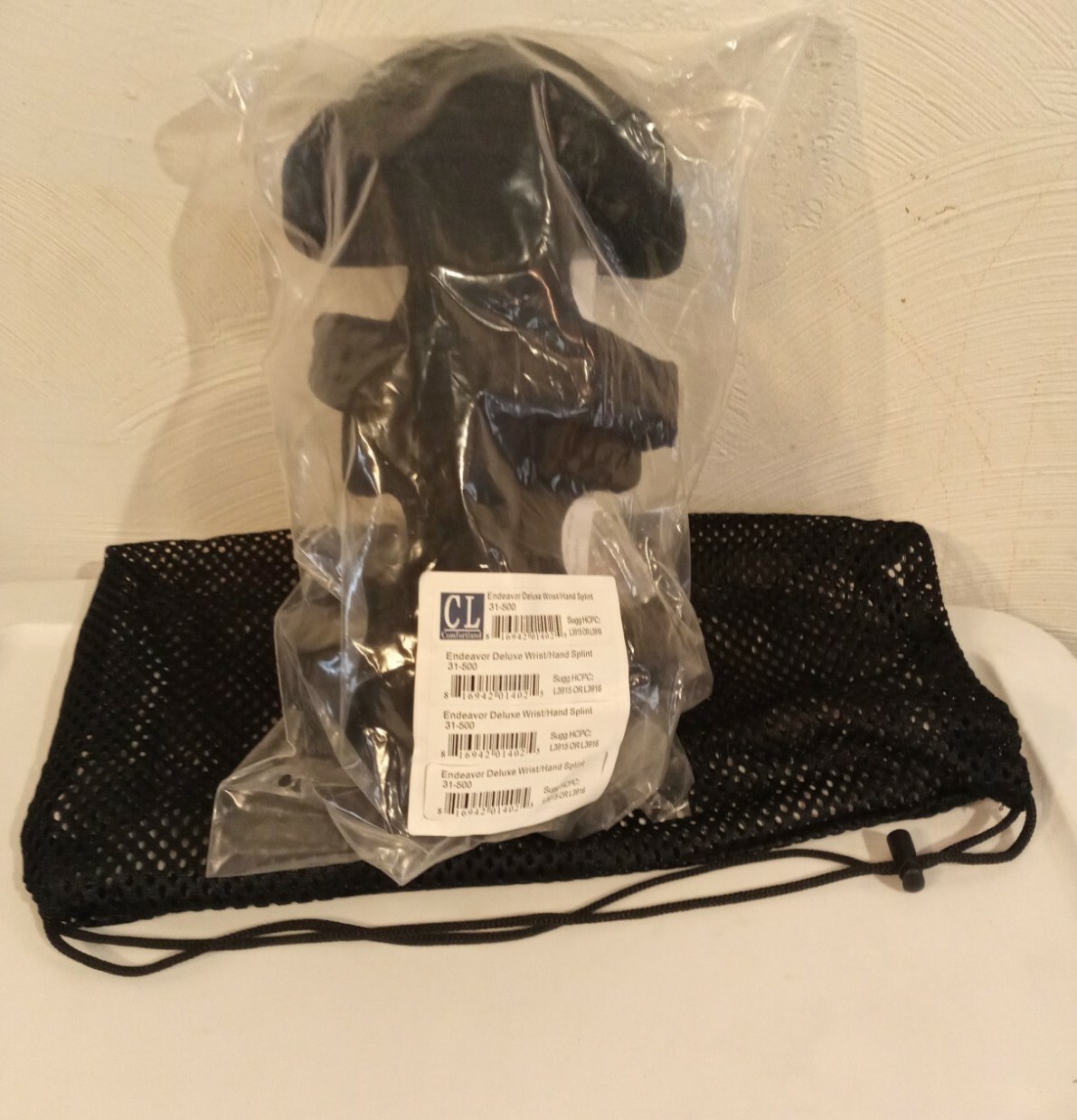 Comfortland Medical Endeavor Deluxe Wrist/Hand Splint 31-500 New with Hand Grip