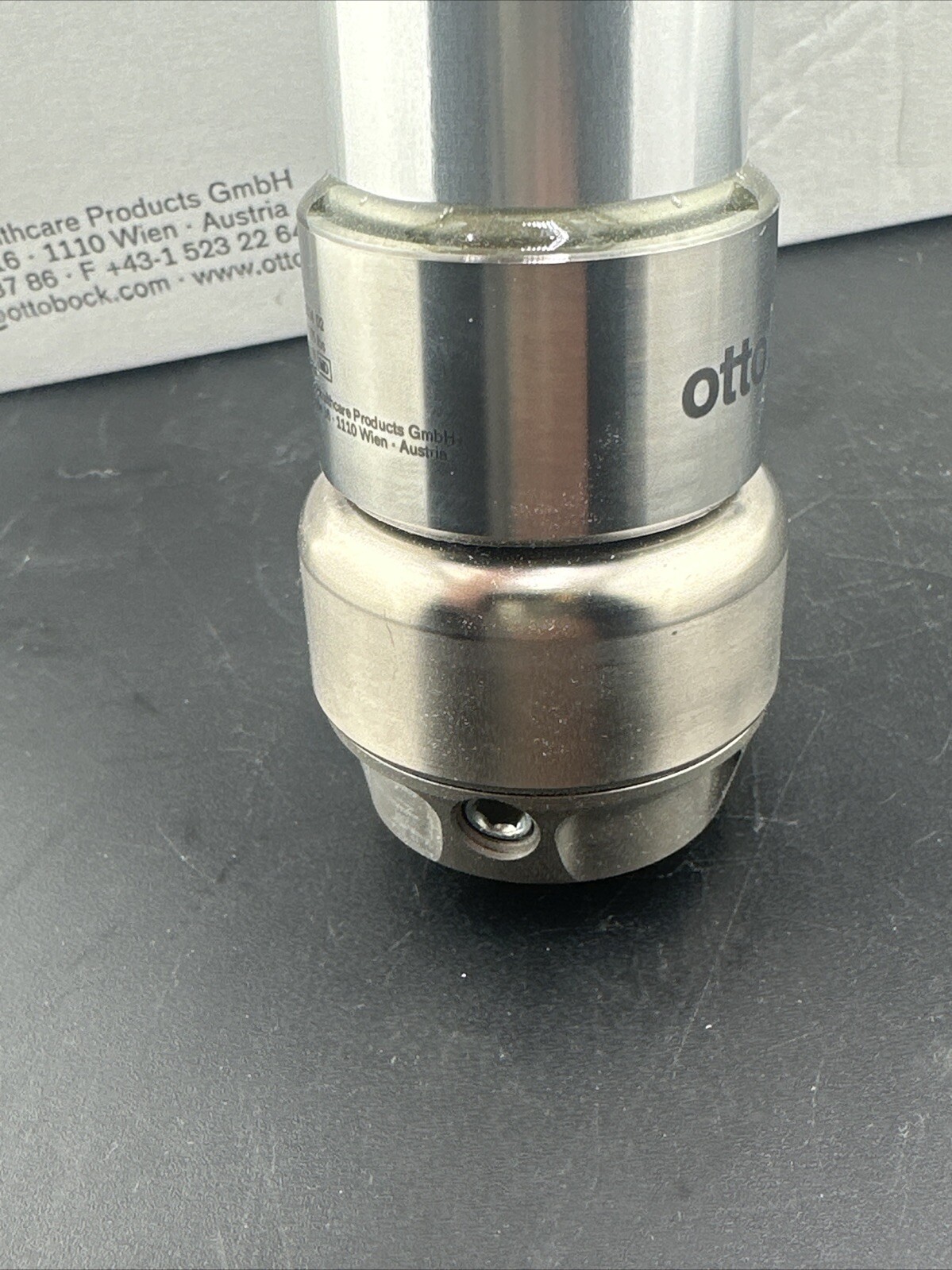 OTTOBOCK Otto Bock 2R67 Tube Adapter With Torsion Unit. Prosthetic Pylon