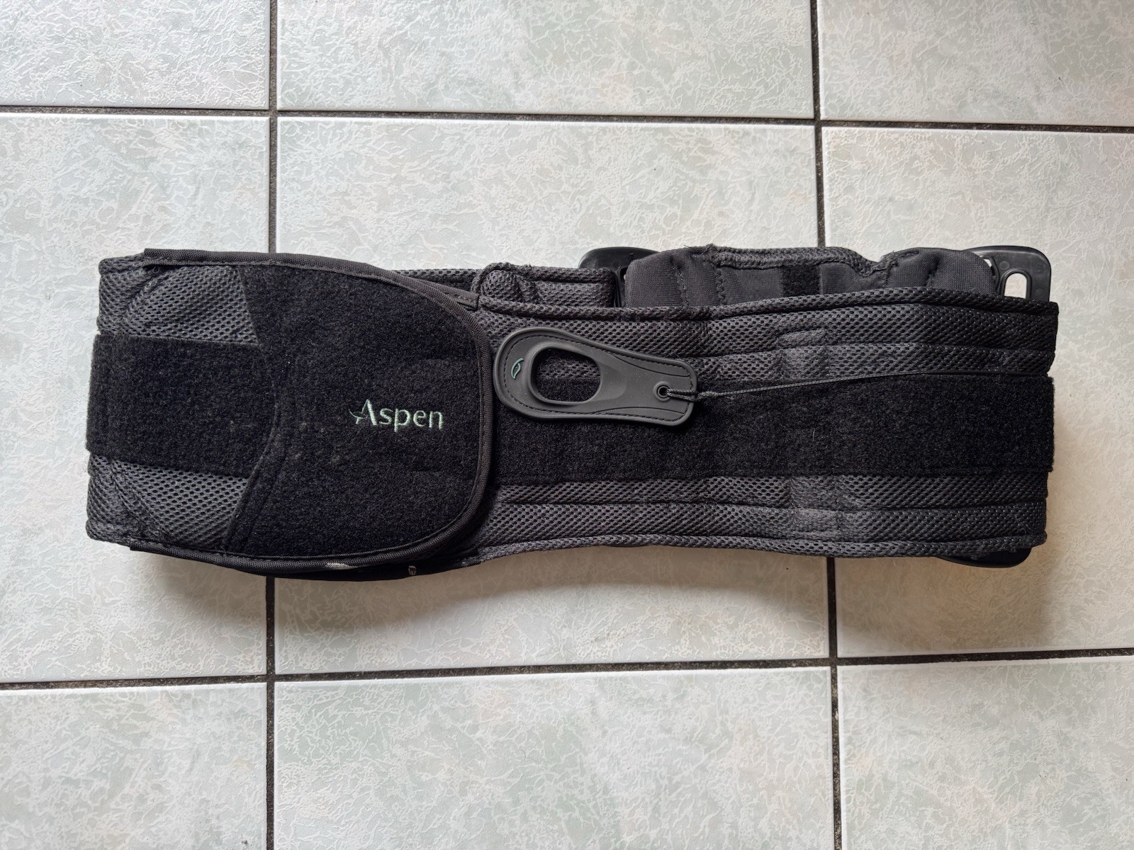 Aspen Lower Back Brace Lumbar Support Belt Adjustable Spine Support Black