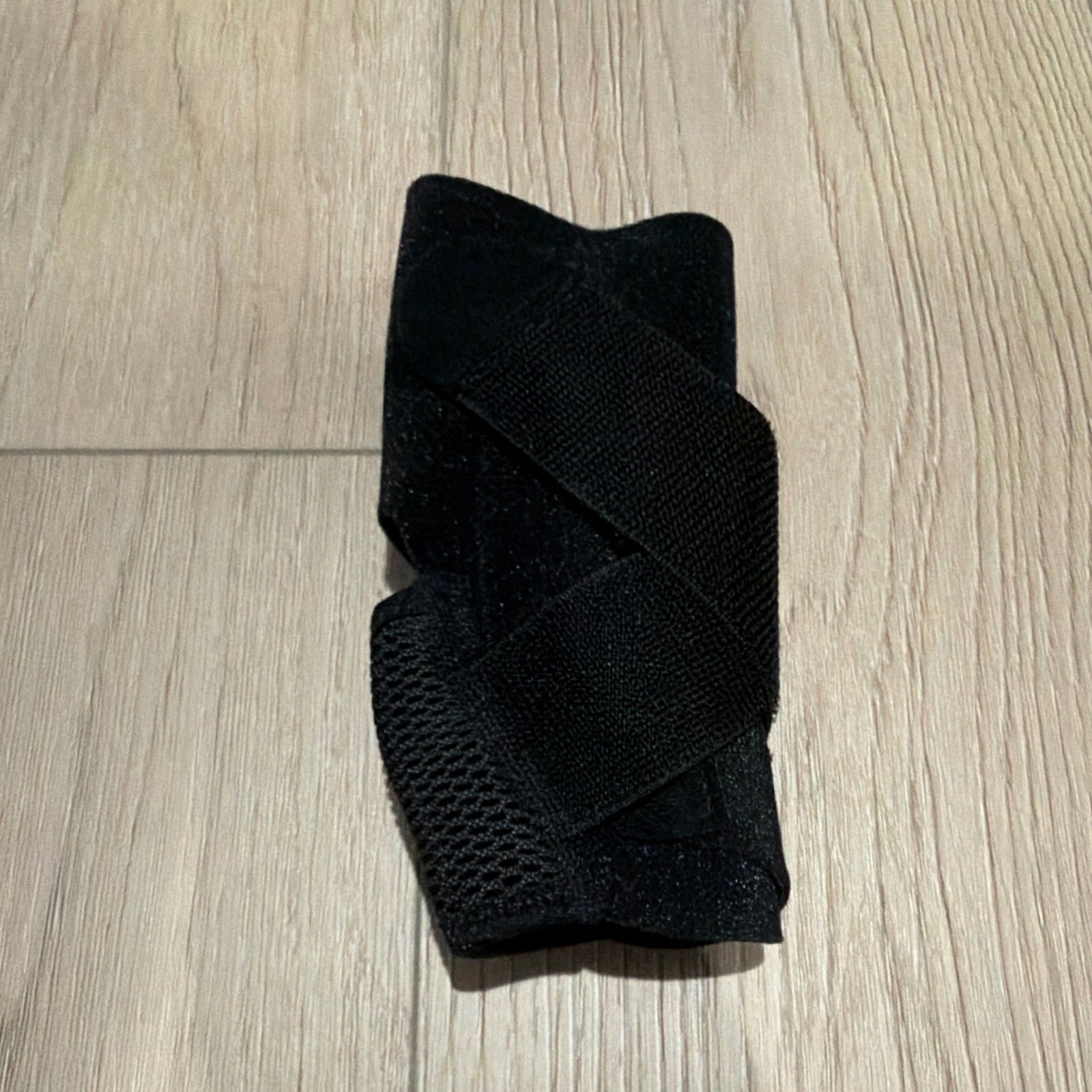 Mueller Adjustable Ankle Stabilizer Brace One Size Neoprene Black Support