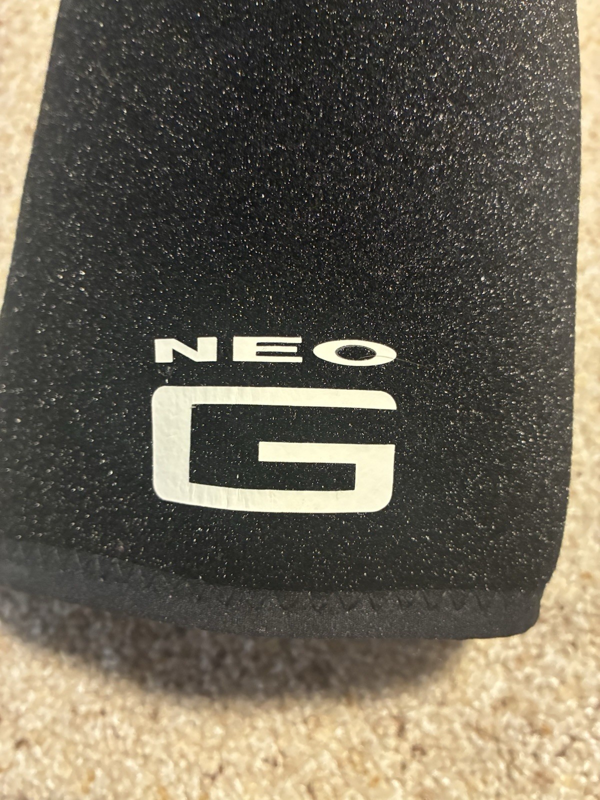 Neo G Universal Size Shoulder Support for Left or Right Arm Easy-Fit