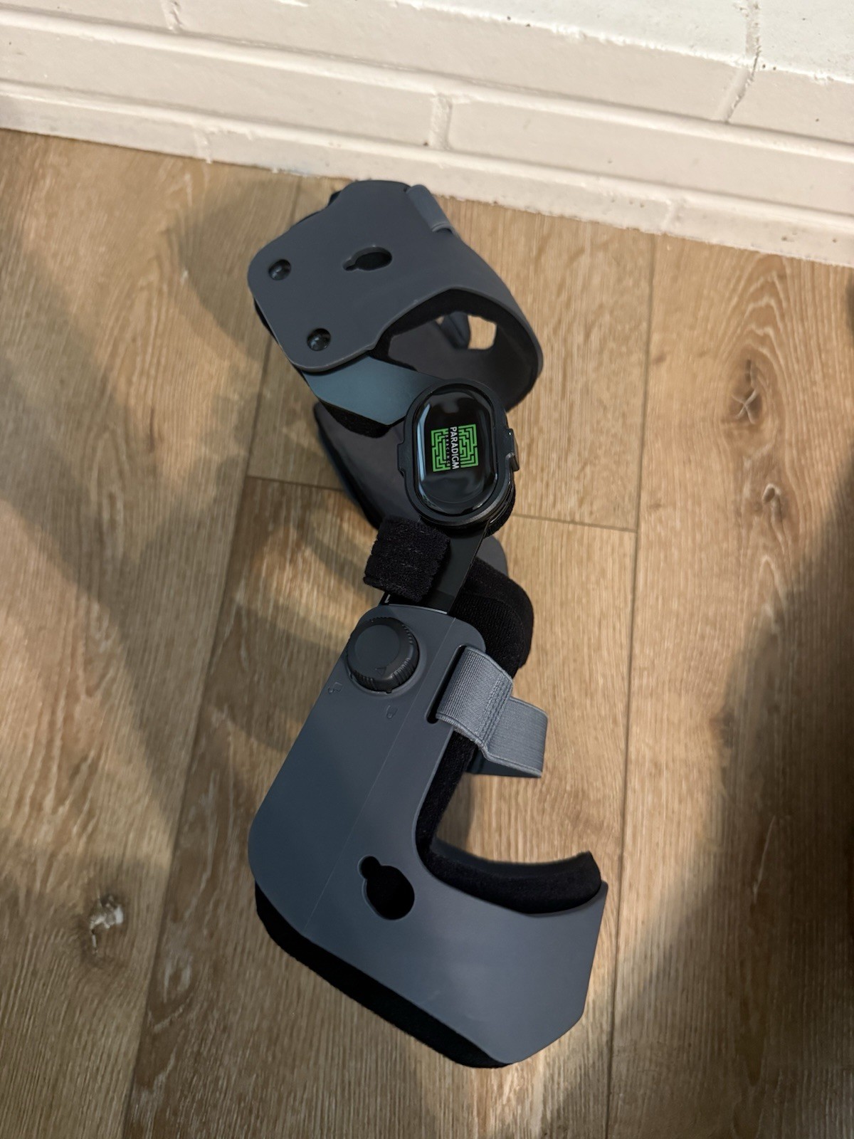 Paradigm Bracing Solutions SHIFT-52-4 OA Knee Brace Large L1845/L1852 New