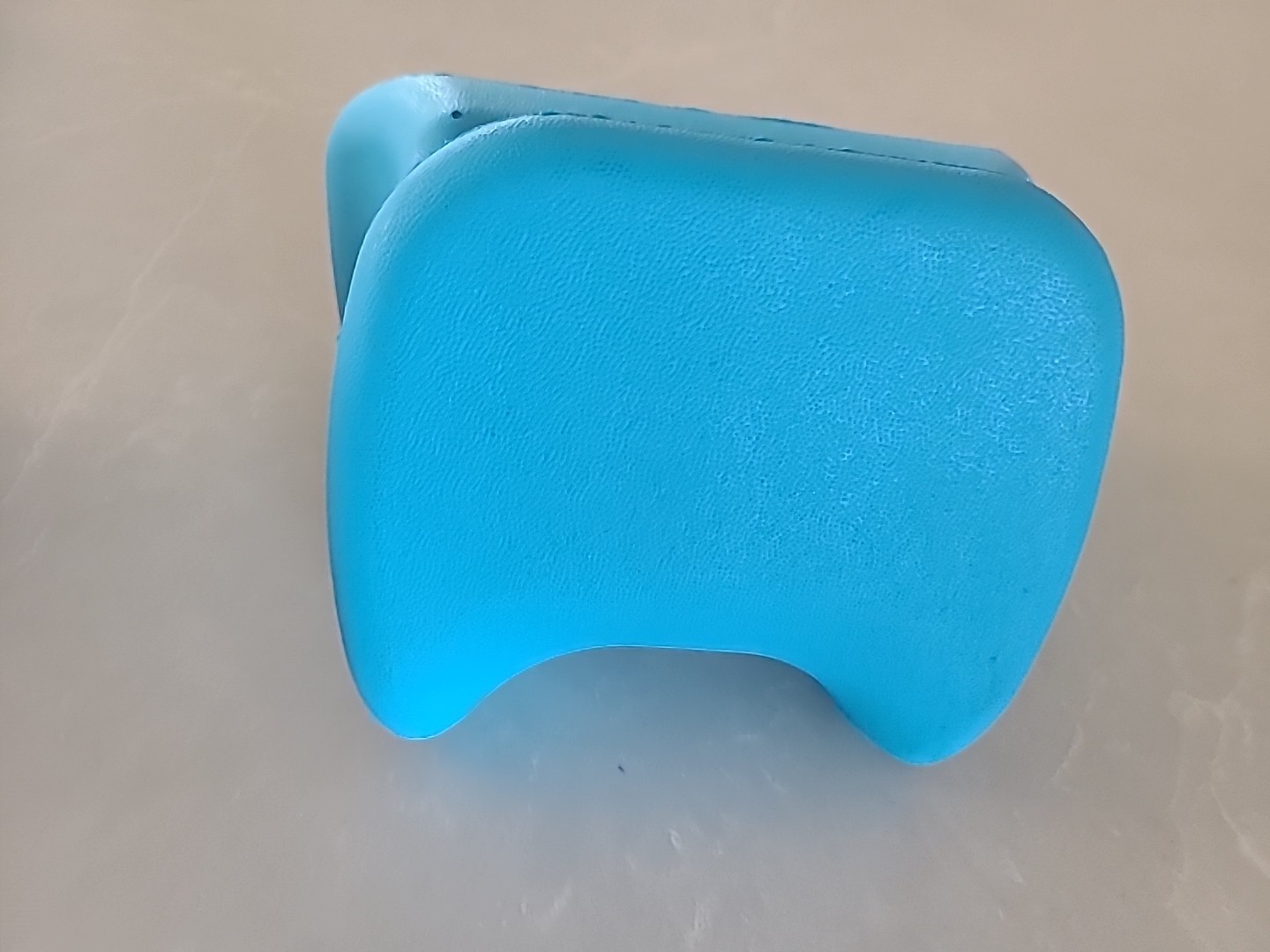 Neck Cloud Cervical Traction Device Neck Stretcher Neck Pain Relief Pillow