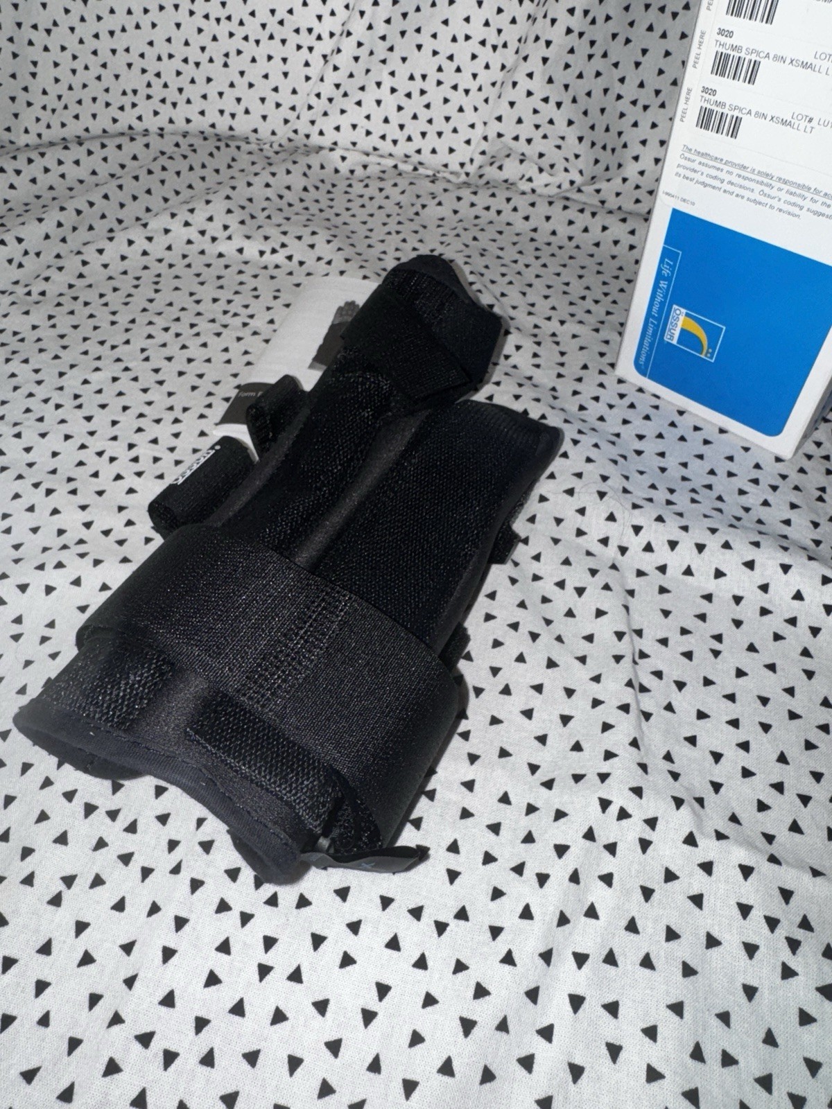 Ossure Form Fit Thumb Spica 8in Xsmall left Wrist Brace 3020