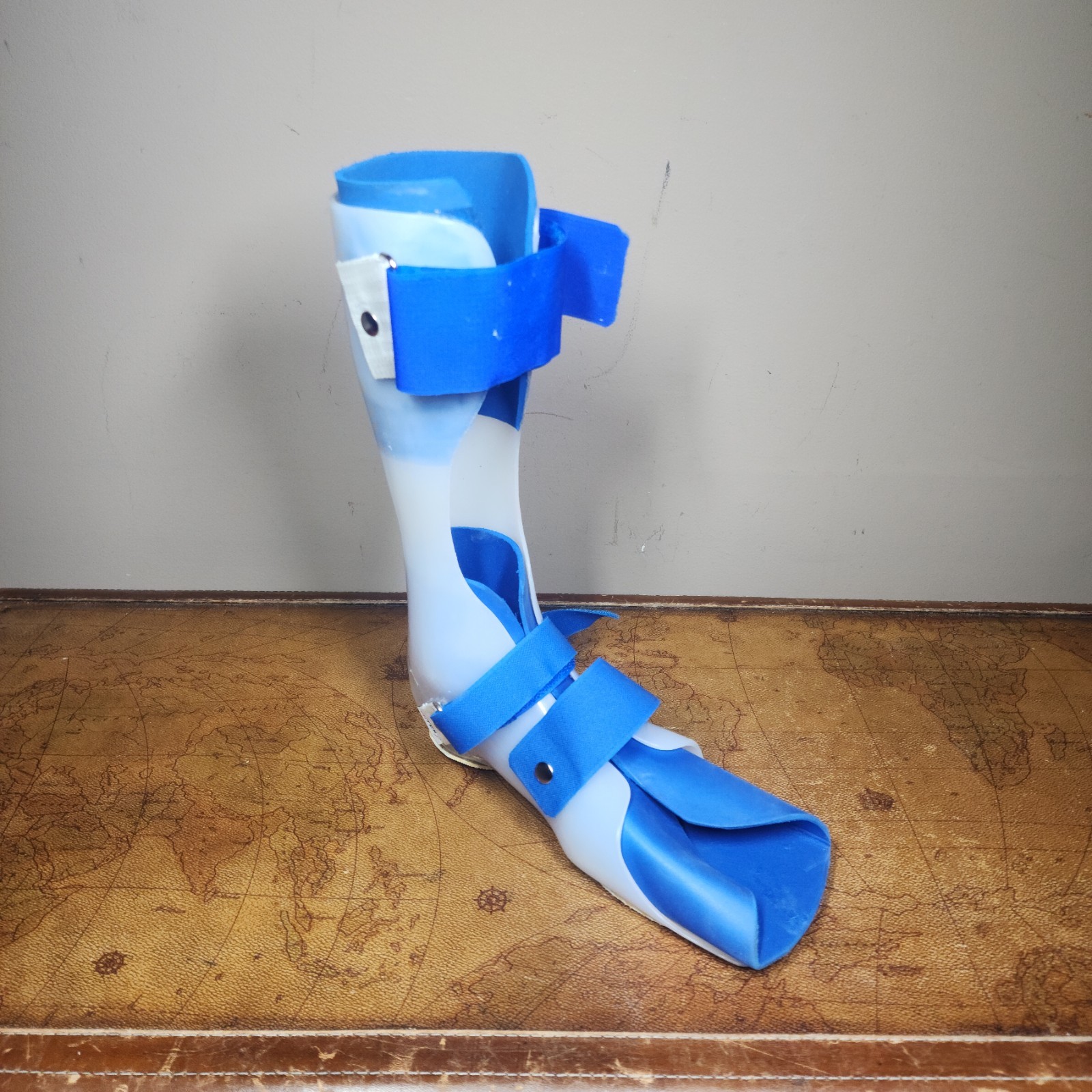 AFO KAFO Orthosis Hard Plastic Foot Support Ankle Brace Left Leg HiTEK