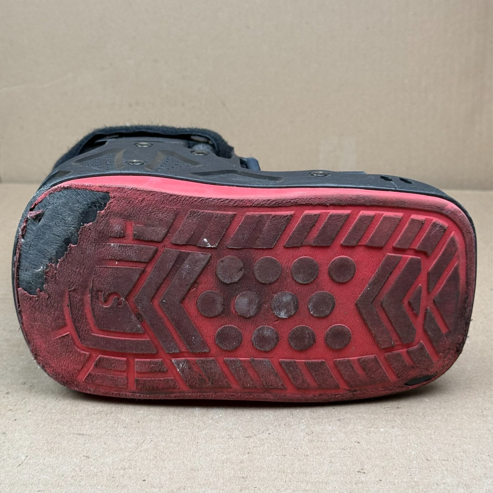 XcelTrax Pediatric Orthopaedic Walking Boot Size Small Damage