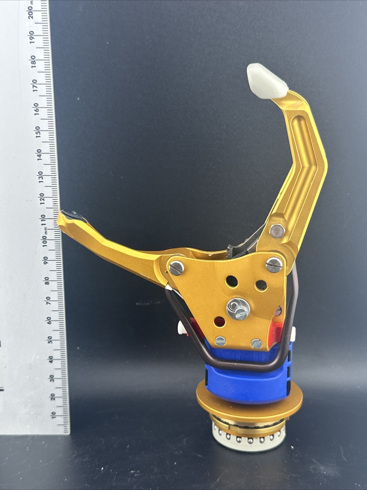 OTTOBOCK Otto Bock Right 8E38=8 Sensor Myo Electric Prosthetic Hand.