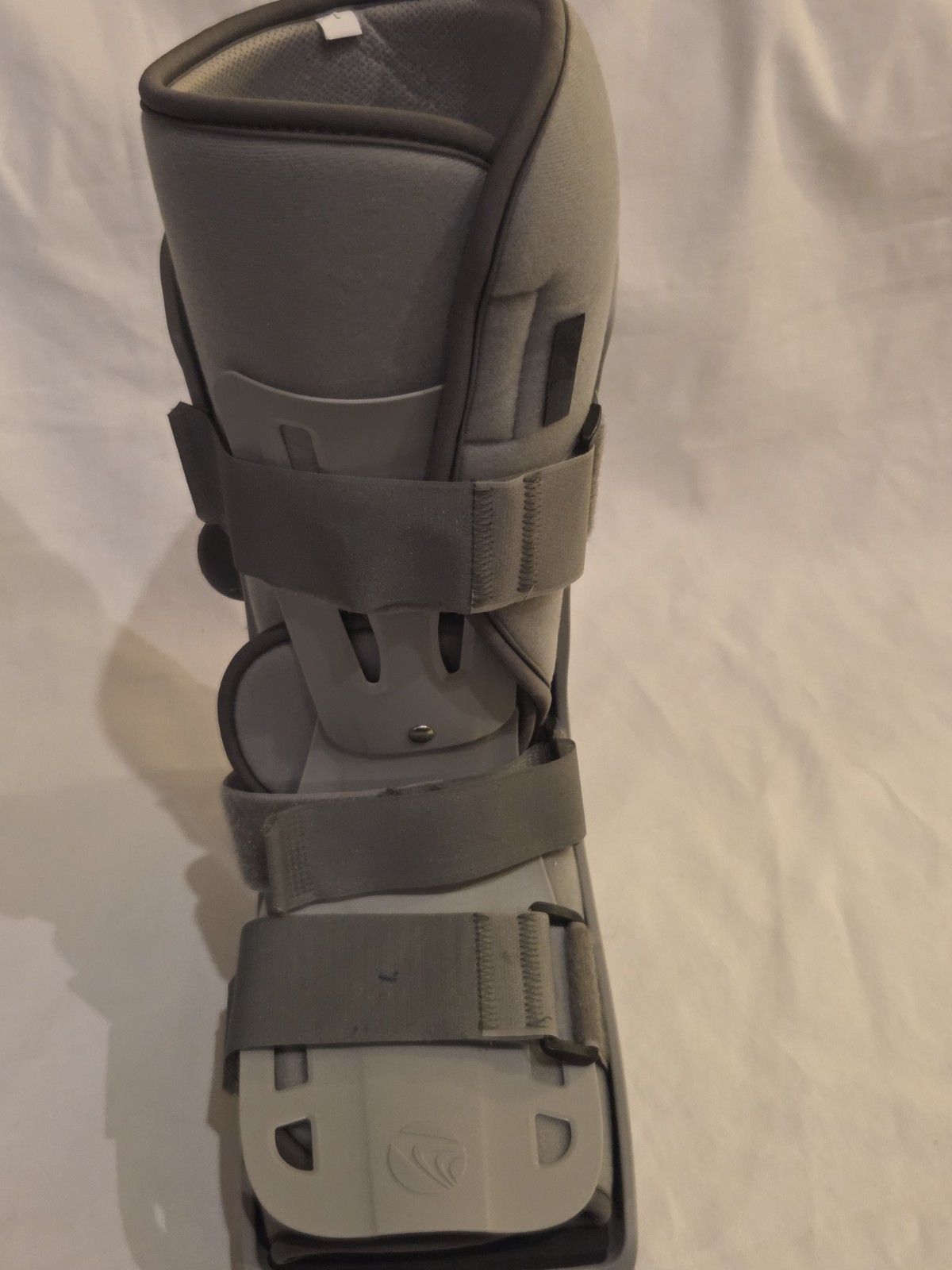 Breg Walking Boot Genesis Full Shell Grey 4 Straps Size Large