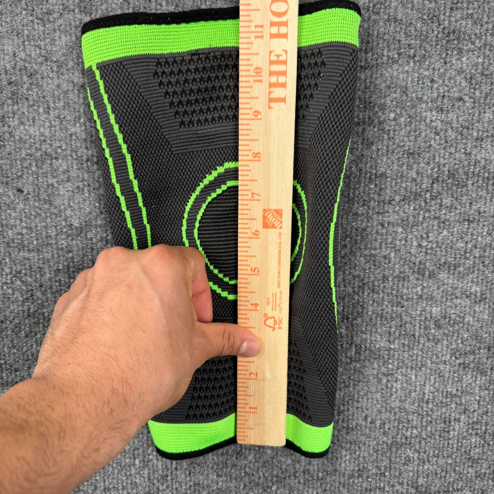 Professional Compression Knee Sleeve – Neon Green & Gray-High Elasticity Support