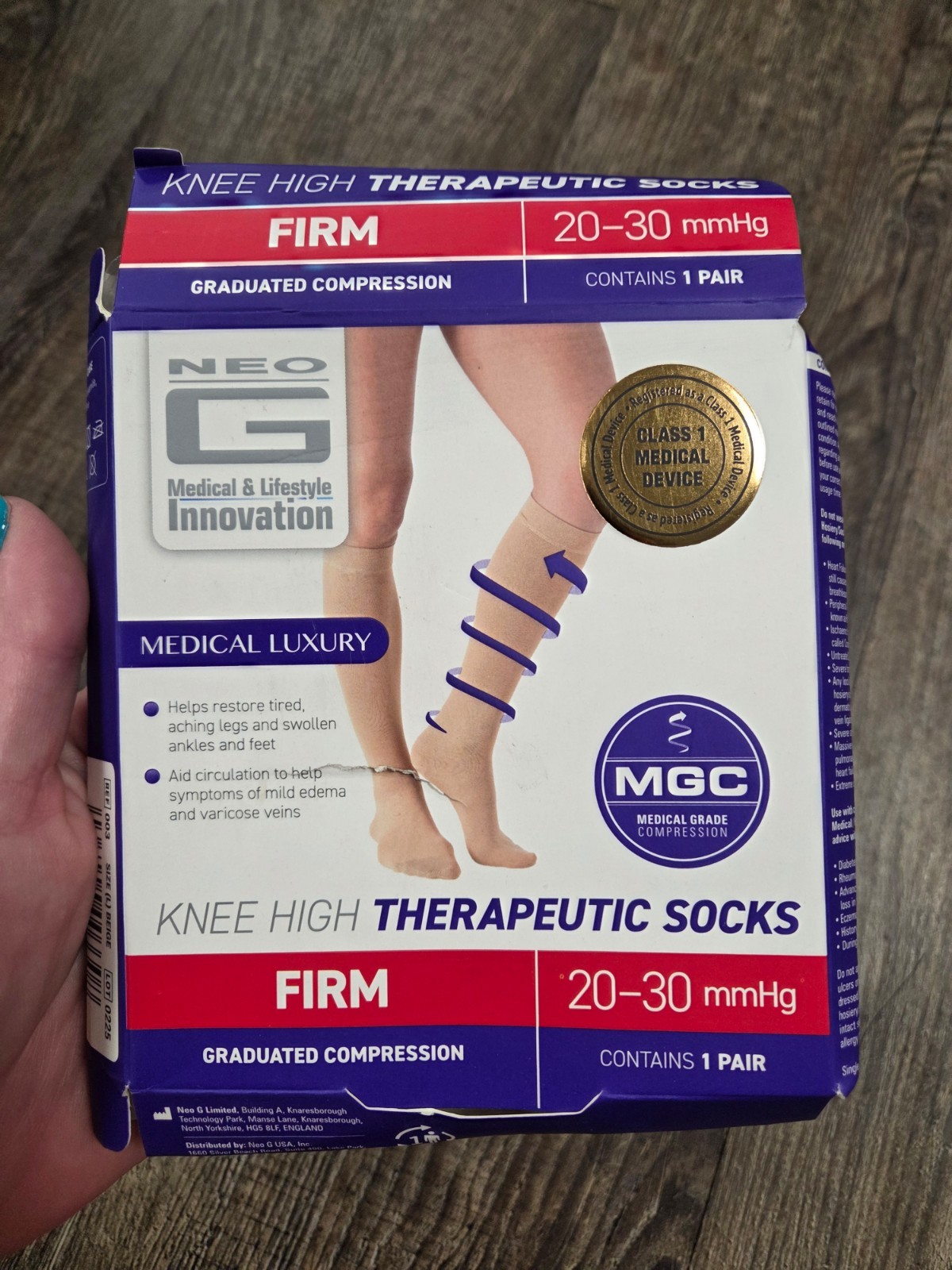 Neo G Compression 20-30 mmHg Knee High Therapeutic Sock (Open Toe) Large Beige
