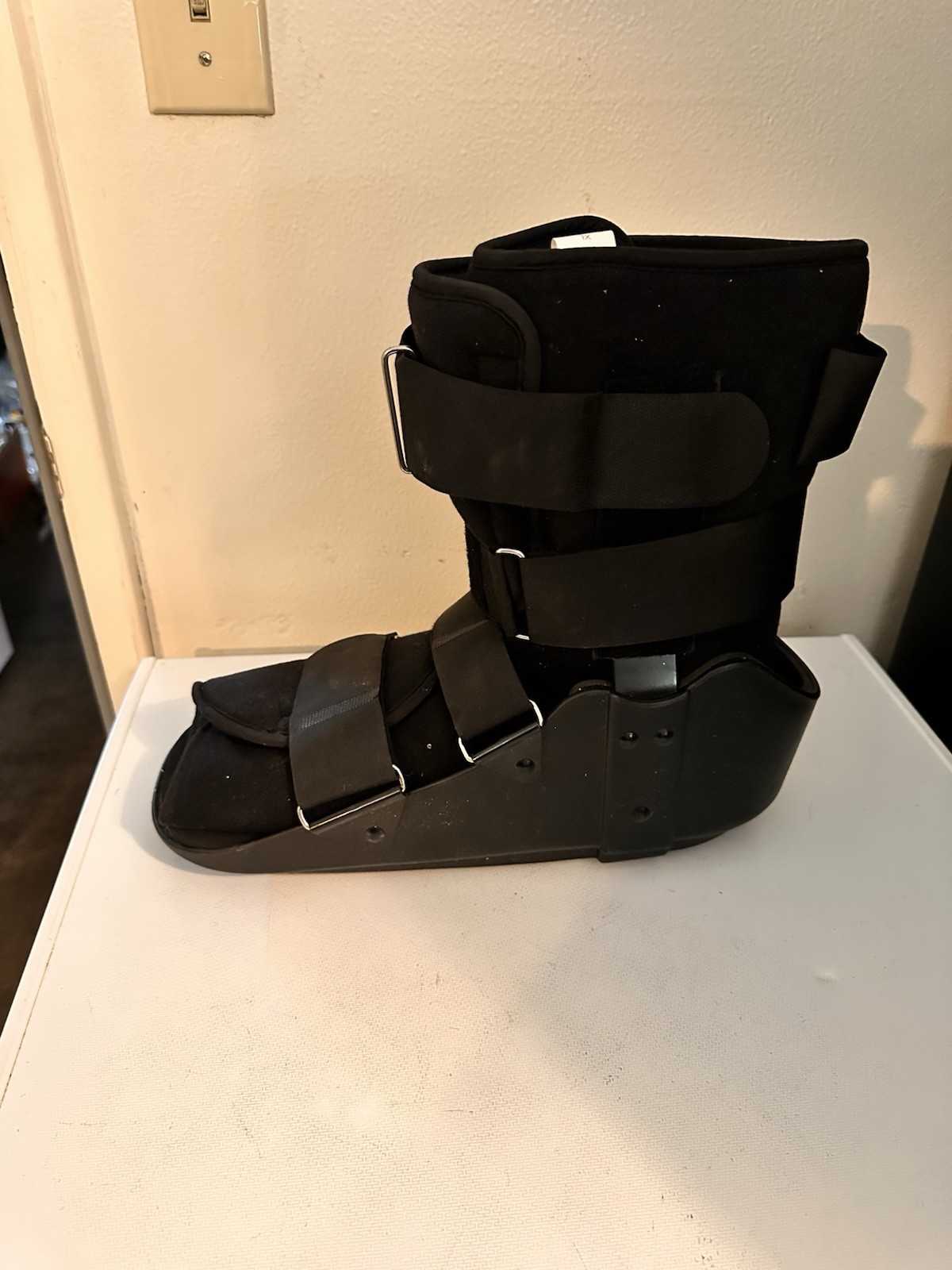 Walking Boot Fracture Boot for Broken Foot, Sprained Ankle Size XL