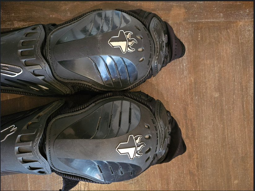 THE BMX Knee/Shin Protector – Size S/M