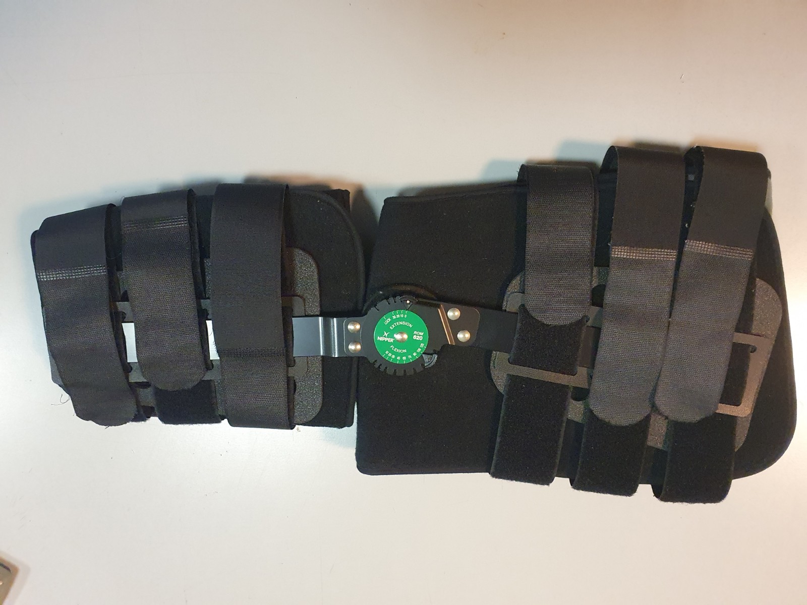 knee brace