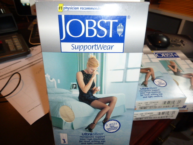 ULTRASHEER JOBST COMPRESSION THERAPEUTIC SUPPORT KNEE HIGH 8-15mmHg NEW