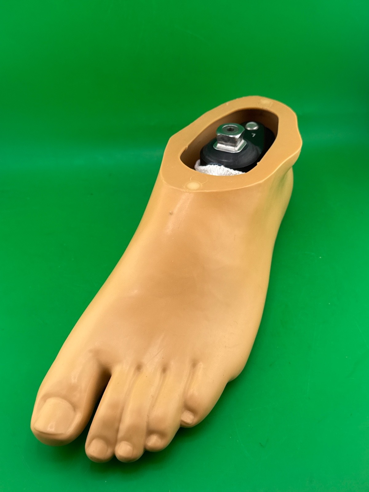 Blatchford esprit prosthetic foot. Left. Size 29. Category 5. Excellent cond.