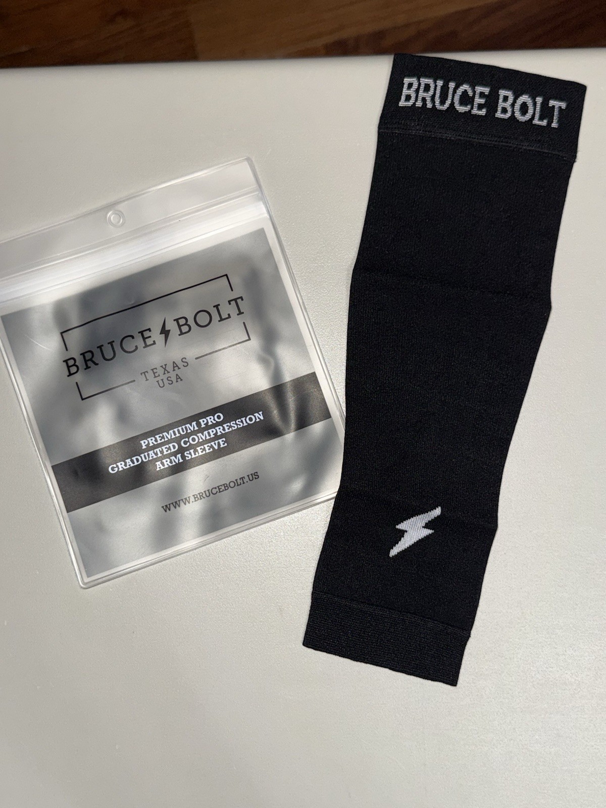 Bruce Bolt Premium Pro Graduated Compression Arm Sleeve Youth