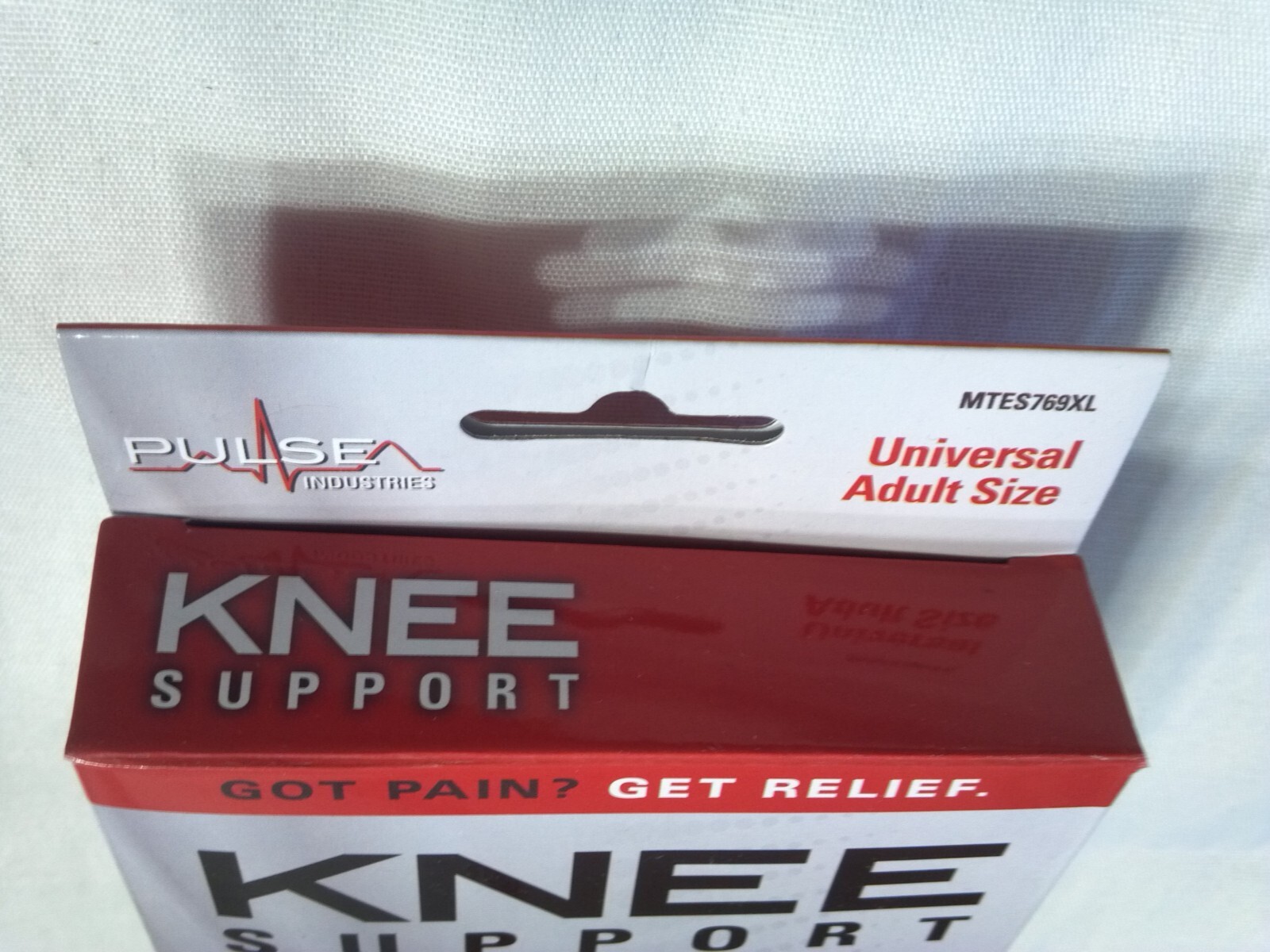 PULSE Industries; Compression Knee Support Breathable Universal Adult Size