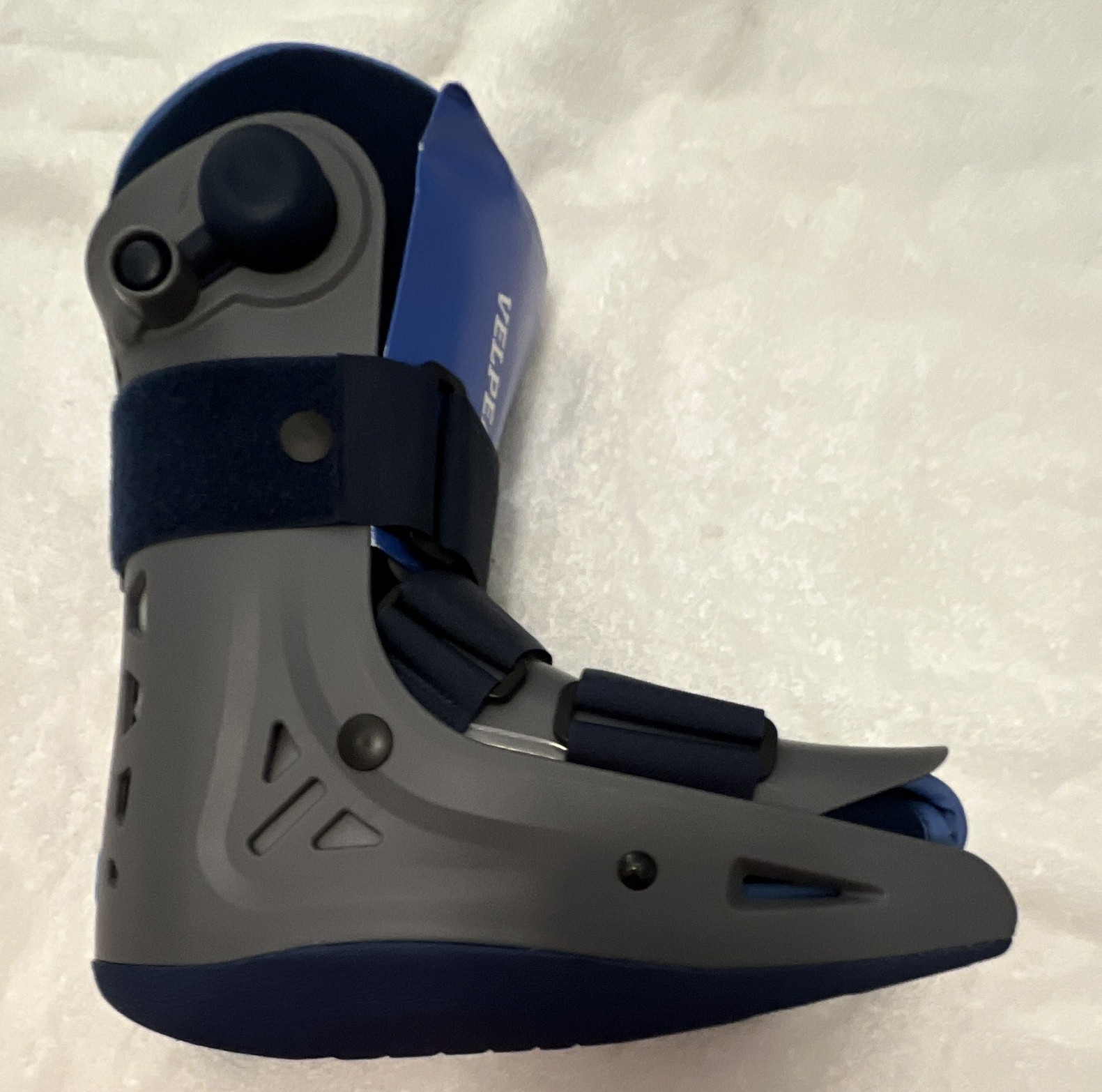 Velpeau Walking Boot Short VP1601B Size S Foot/Ankle Adjustable Blue/Gray