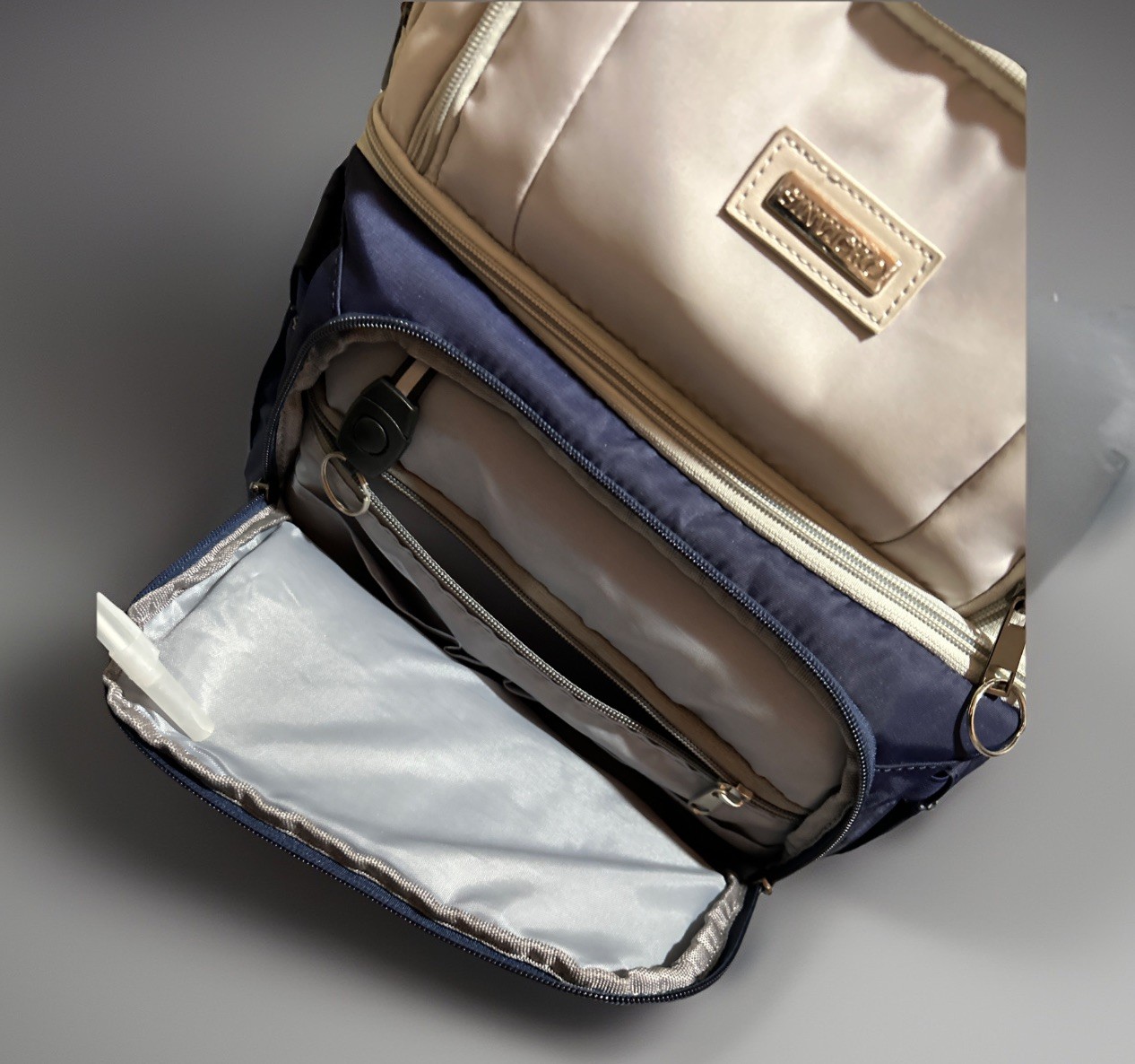 Sinvicko Back Back Insulated Lunch Pack Stain Resistant Mid Size Split Cooler