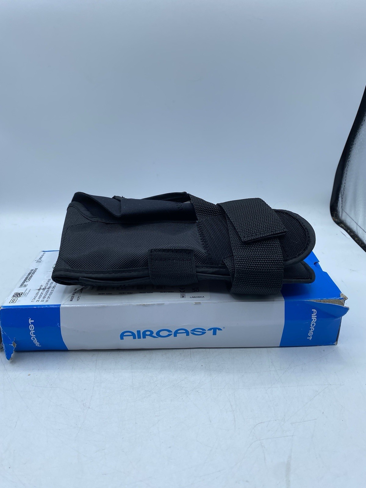 Aircast AirSport Ankle Support Brace, Right Foot, X-Large