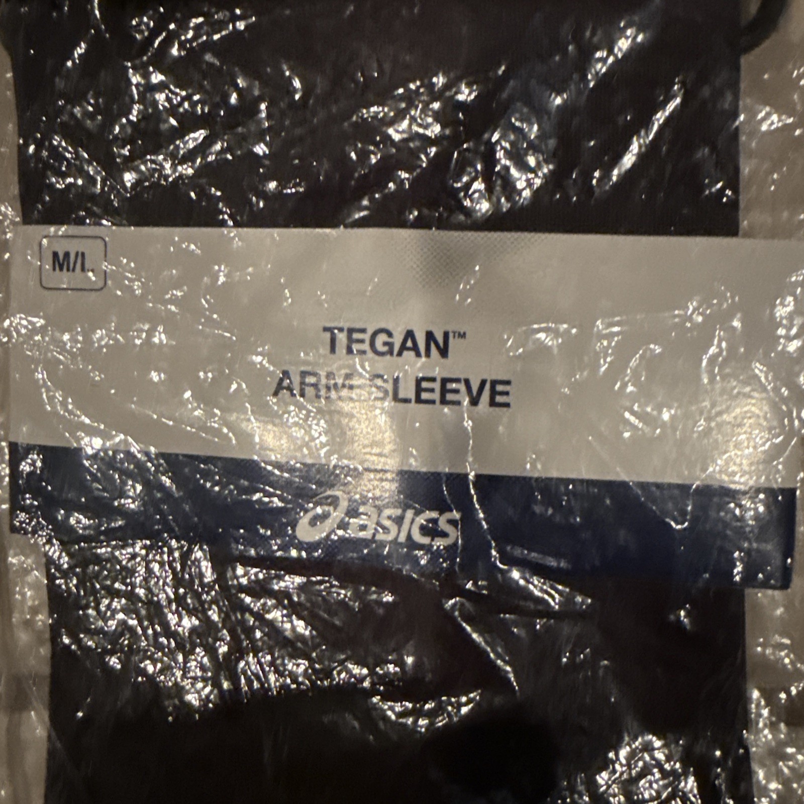 M/L Black/Gray Unisex ASICS Large Arm Compression Sleeves. New In Package