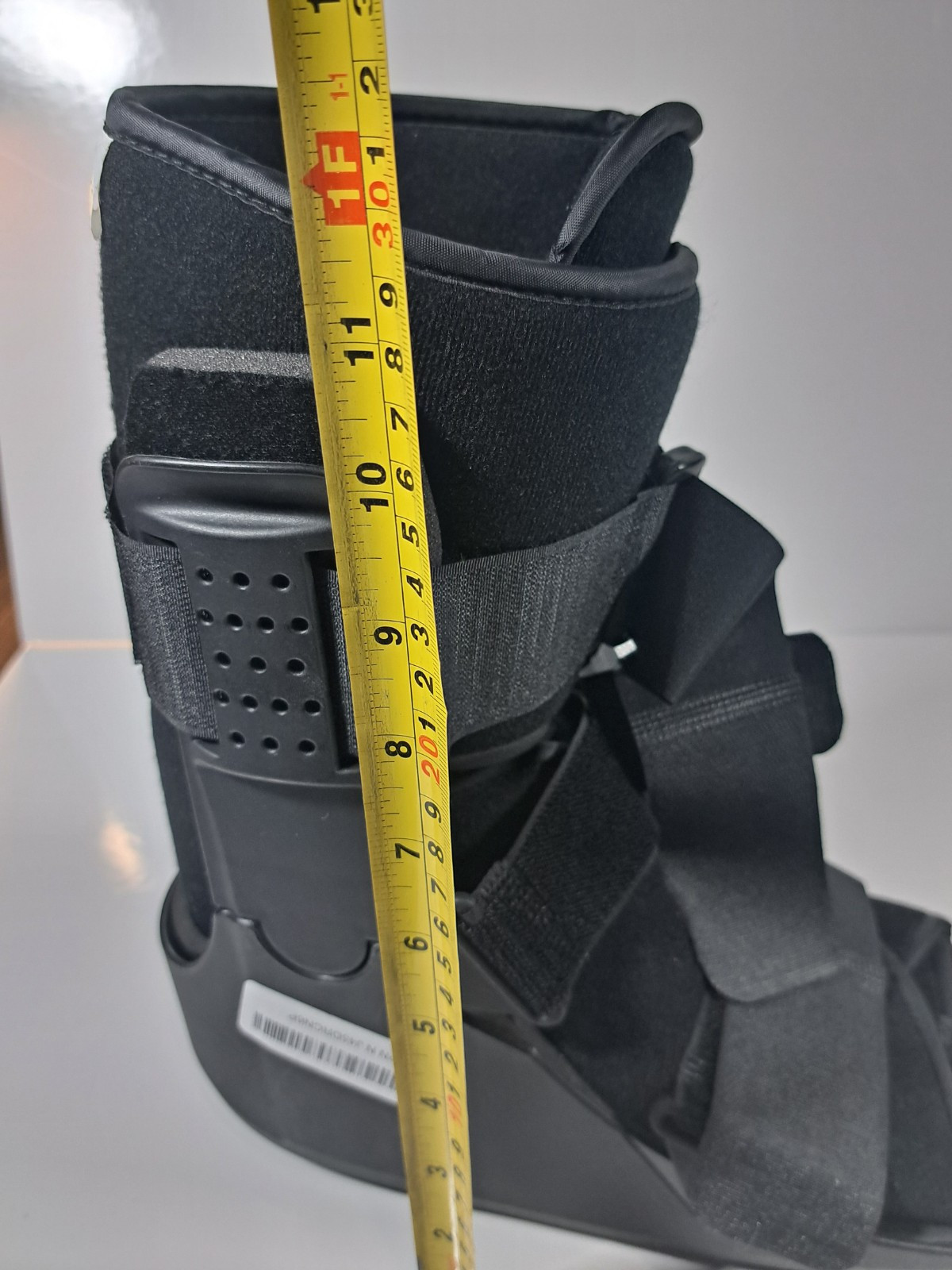 CE Walker Boot, Fracture Boot for Foot and Ankle Size Medium Black New