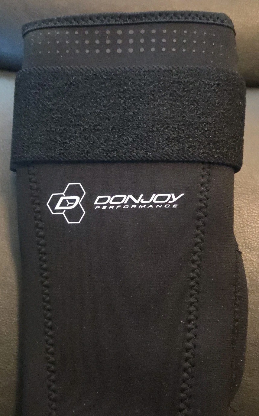 DonJoy Performance Bionic Elbow Brace II Size Large Blck New In Open Damaged Box