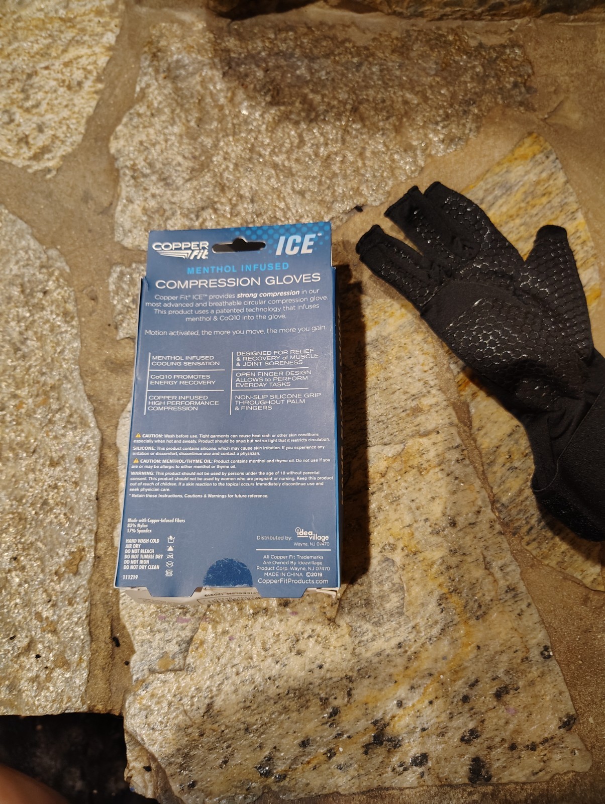 Copper Fit Ice Menthol Infused Compression Right Glove Only Small / Medium S/M