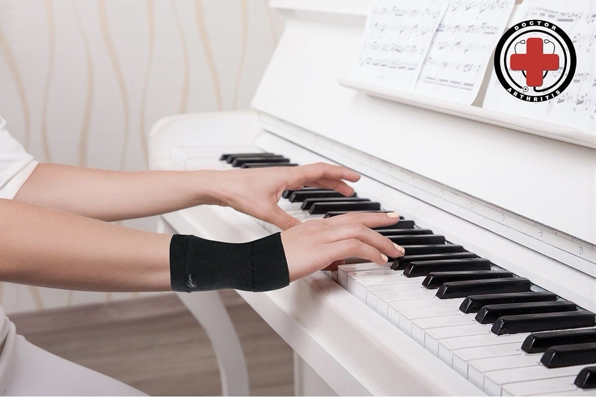 NEW Doctor Developed Carpal Tunnel Copper Wrist Sleeve & Support – Size XL