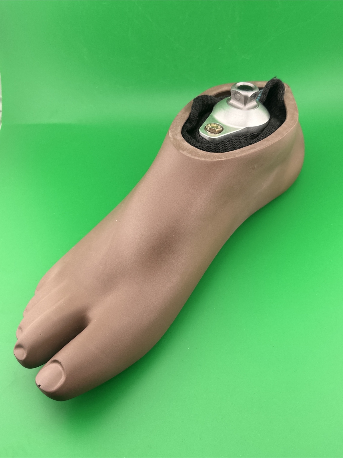 College Park K3 Odyssey Hydraulic Prosthetic Foot And Ankle. Size 28