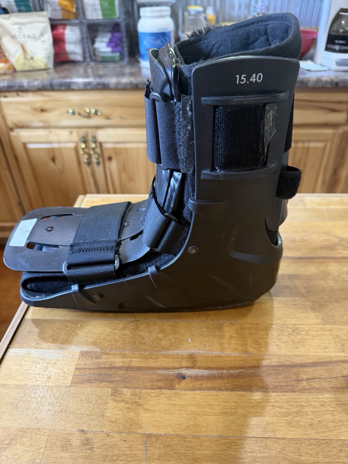 Walking Boot Medical Size Medium Air Trio 15.40