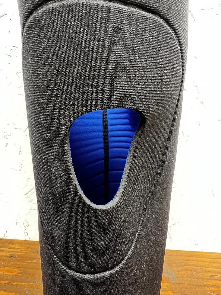 Ossur Knee Support FormFit Pull-On Left or Right Knee – SIZES AVAILABLE