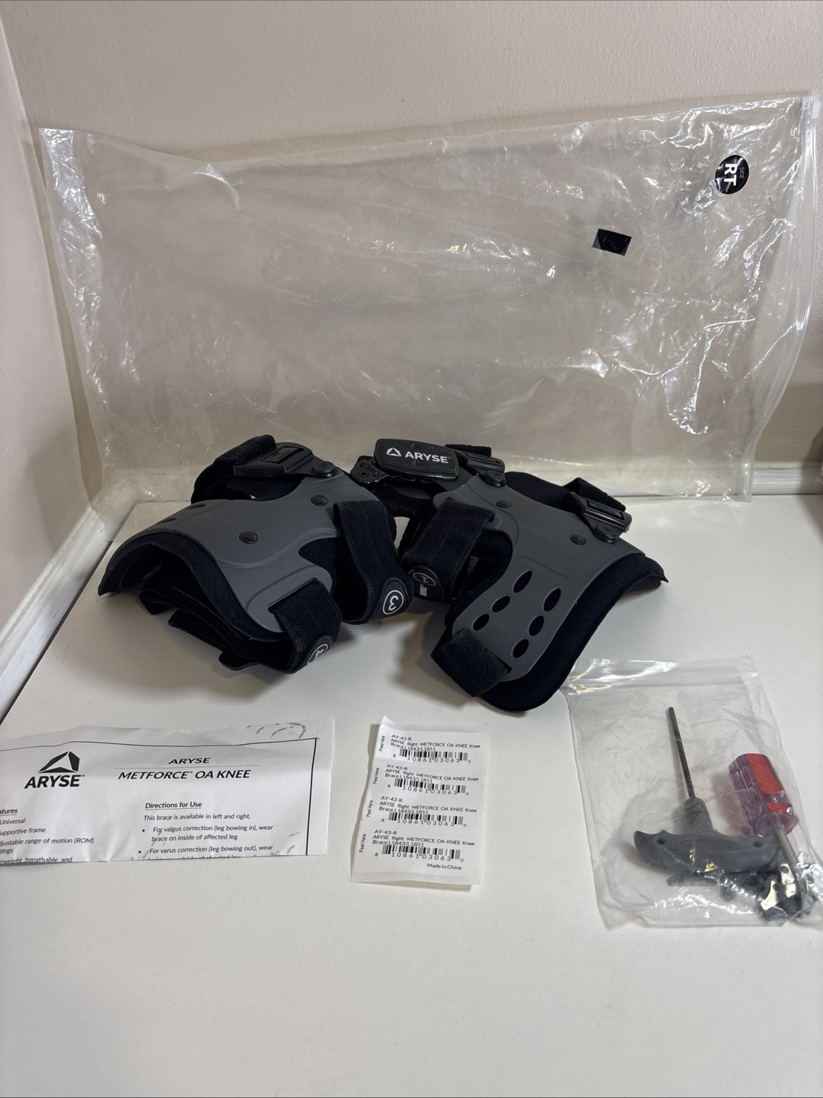 ARYSE AY-43-R Metforce OA Knee Brace Universal Right Leg