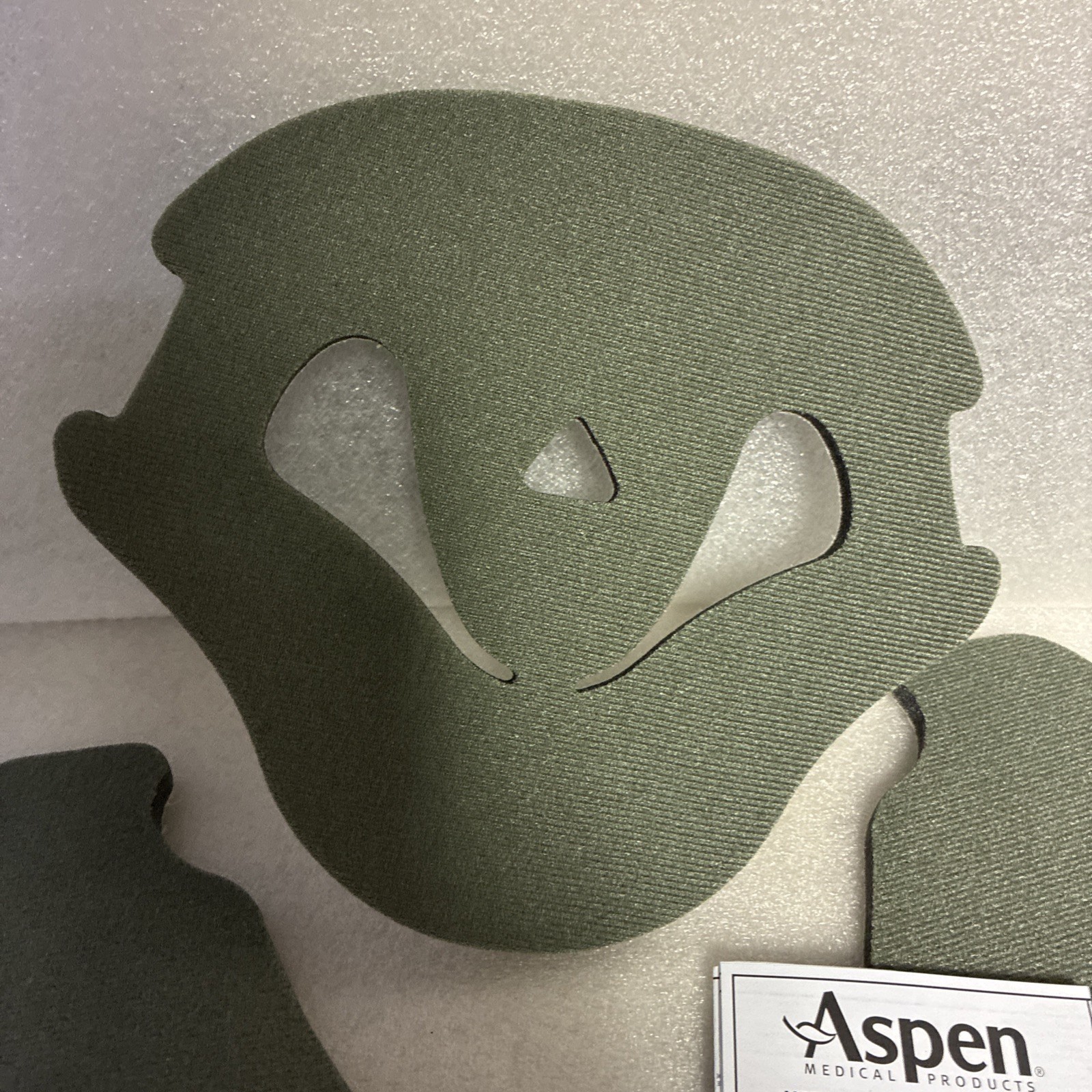 Aspen Vista Cervical Collar Replacement Pads, Moisture-Wicking